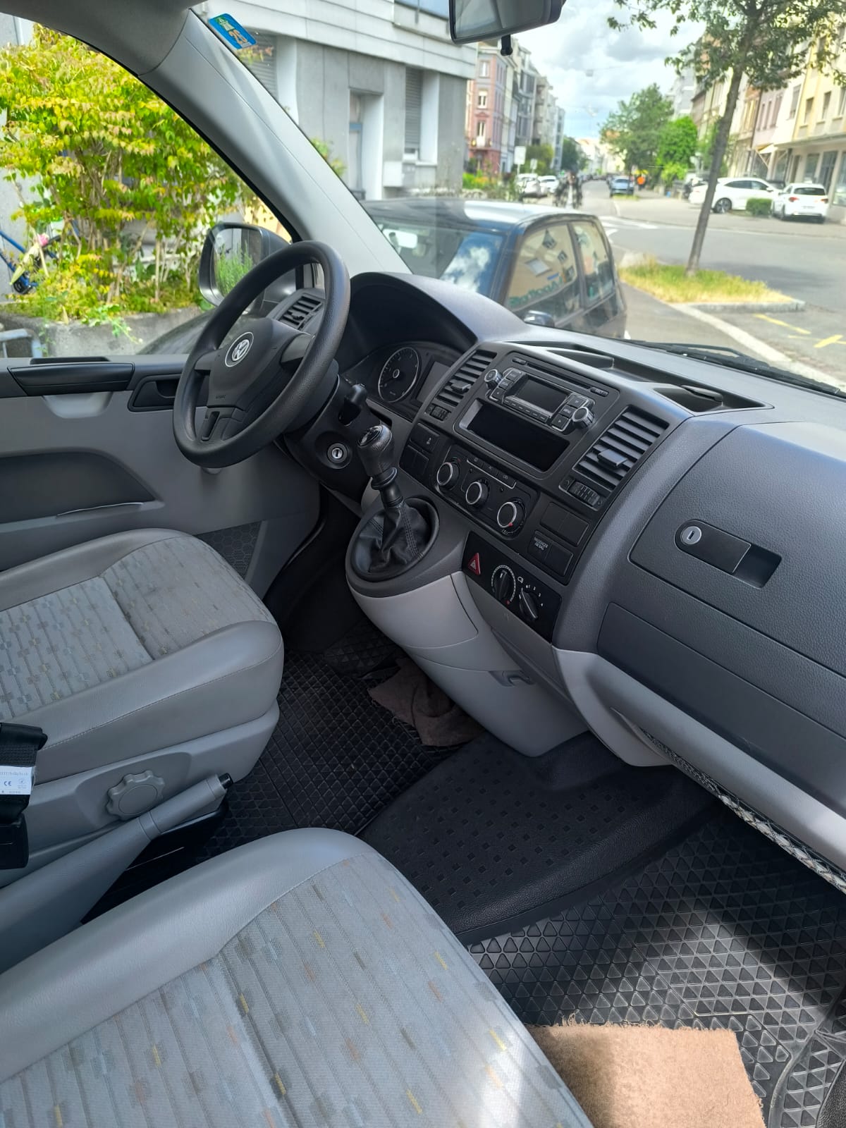 VW T5 2.0 TDI - CAMPERAUSBAU-image-5