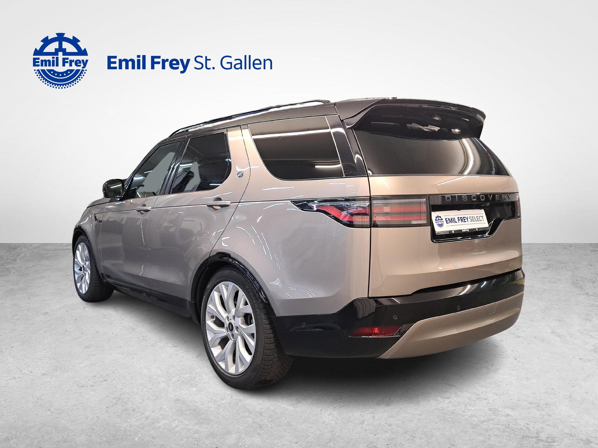 LAND ROVER Discovery 3.0 D I6 350 Dynamic HSE-image-2