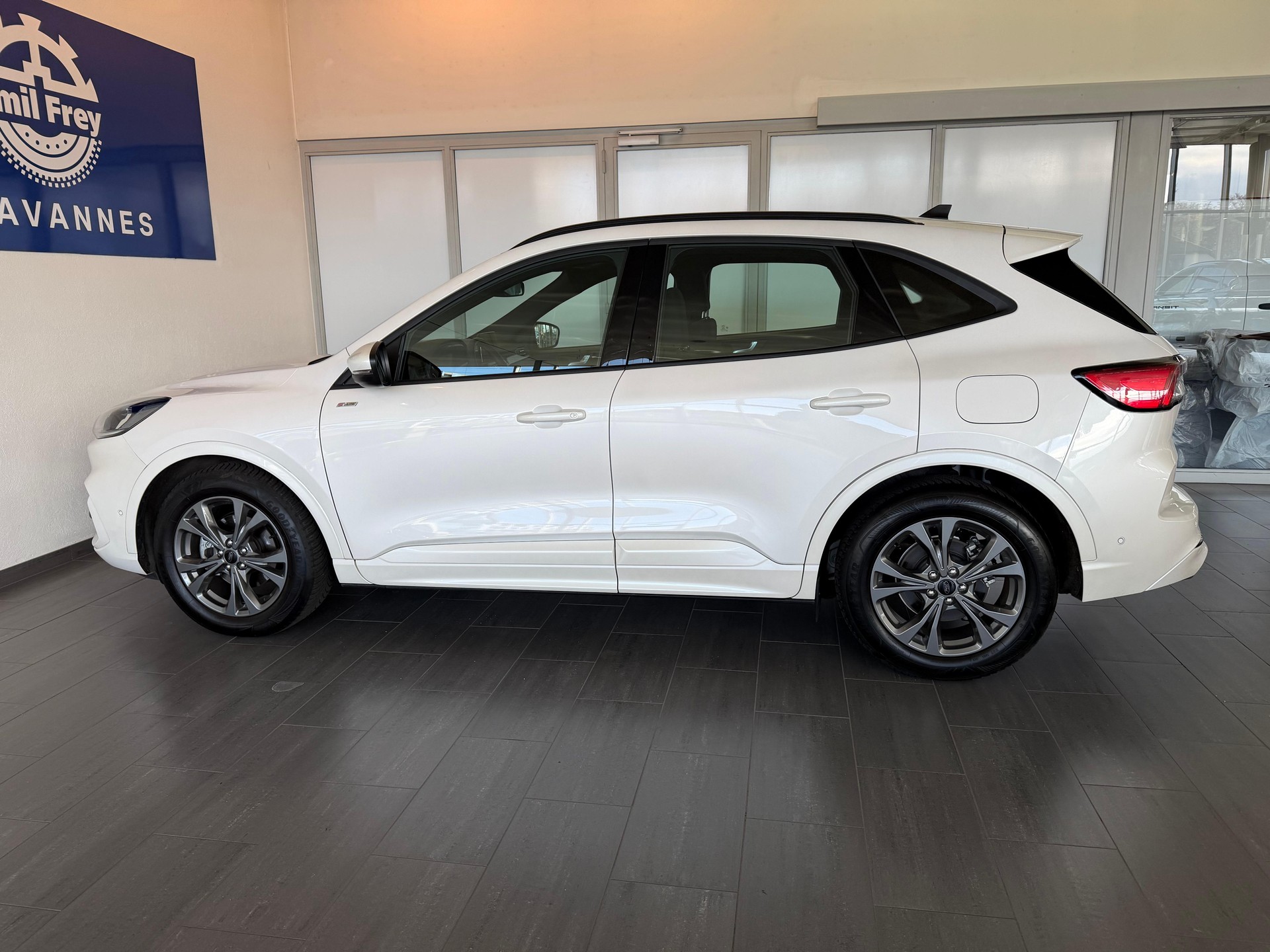 FORD Kuga 2.0 EcoBlue ST-Line-image-5