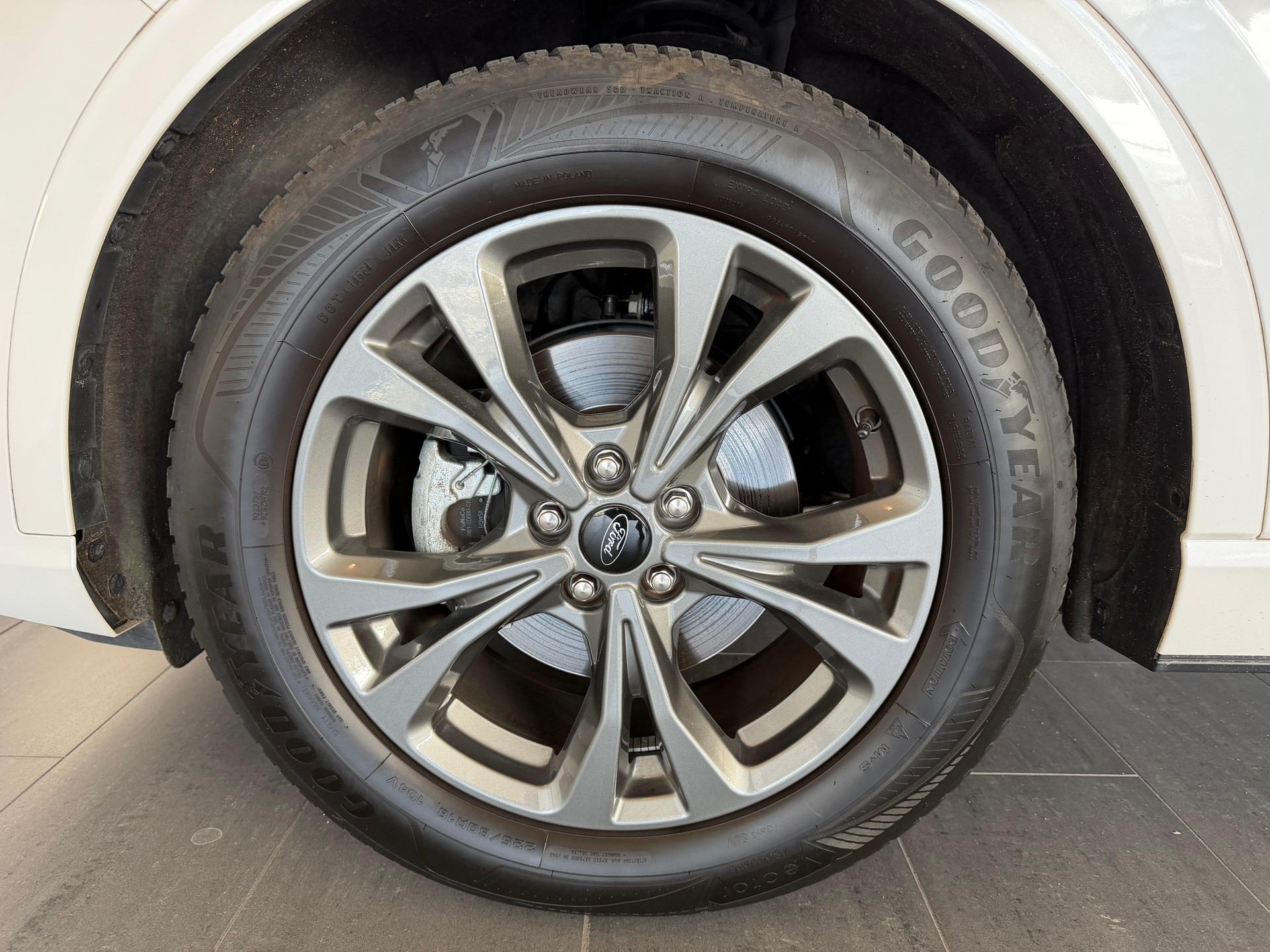 FORD Kuga 2.0 EcoBlue ST-Line-image-20