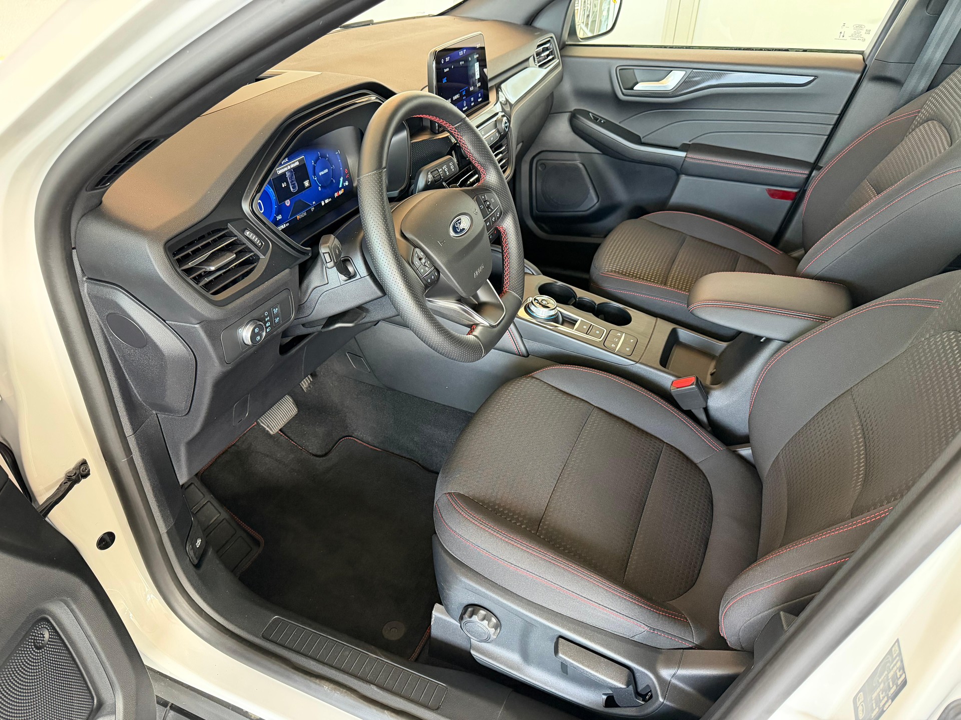 FORD Kuga 2.0 EcoBlue ST-Line-image-7