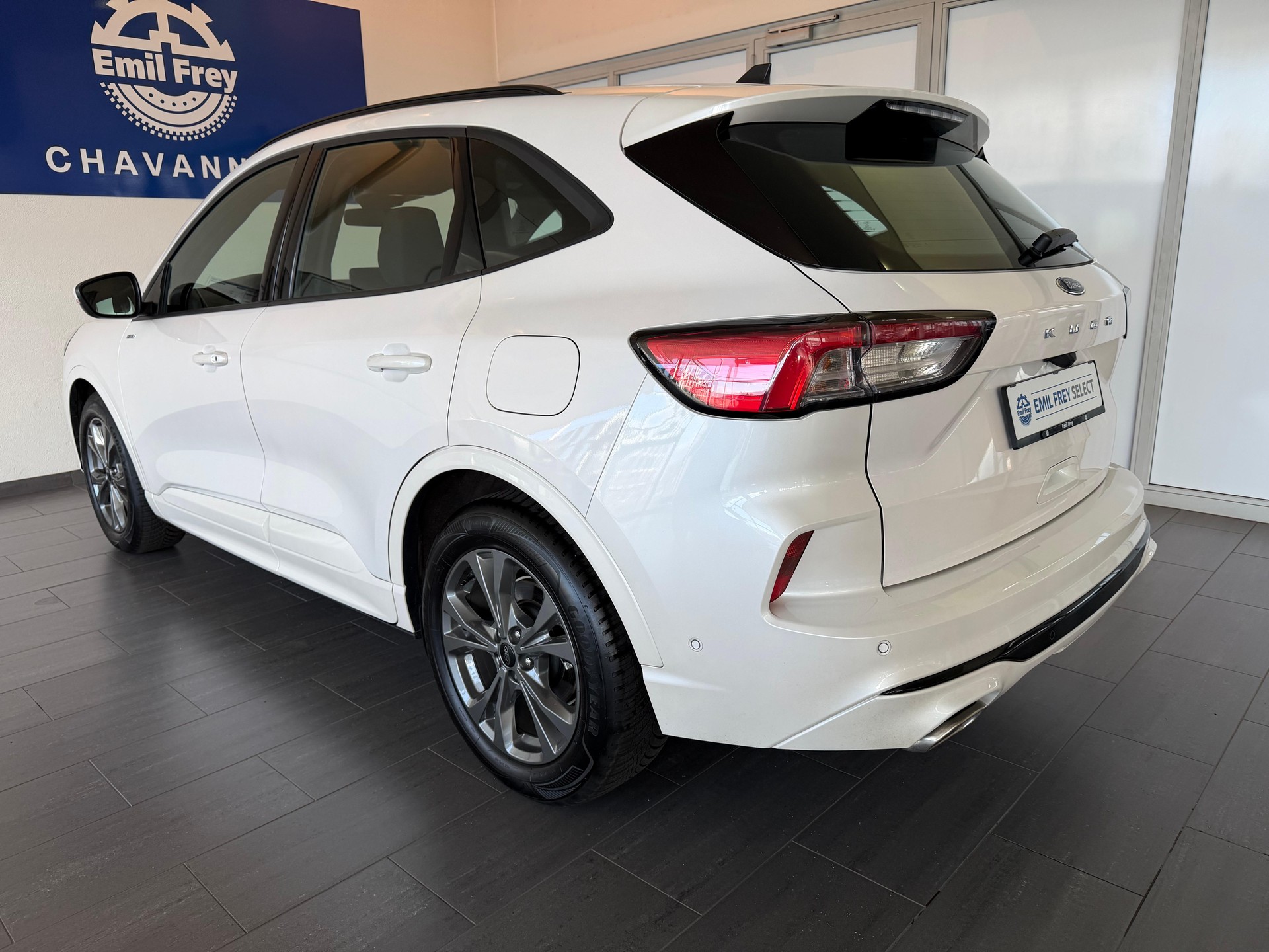 FORD Kuga 2.0 EcoBlue ST-Line-image-4