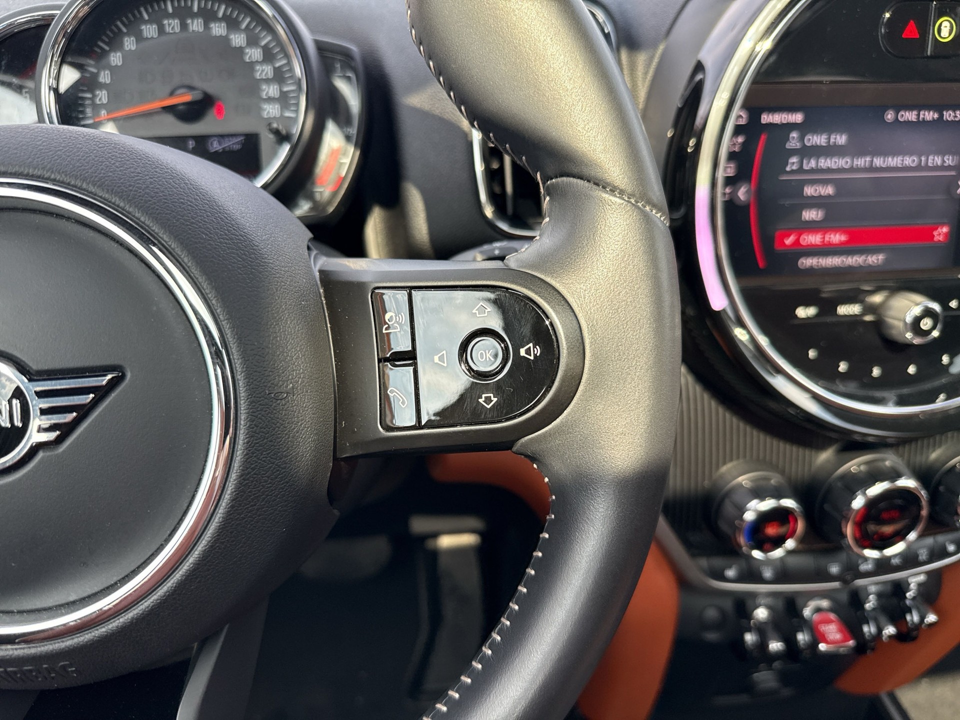 MINI Countryman Cooper SD ALL4 Steptronic-image-15