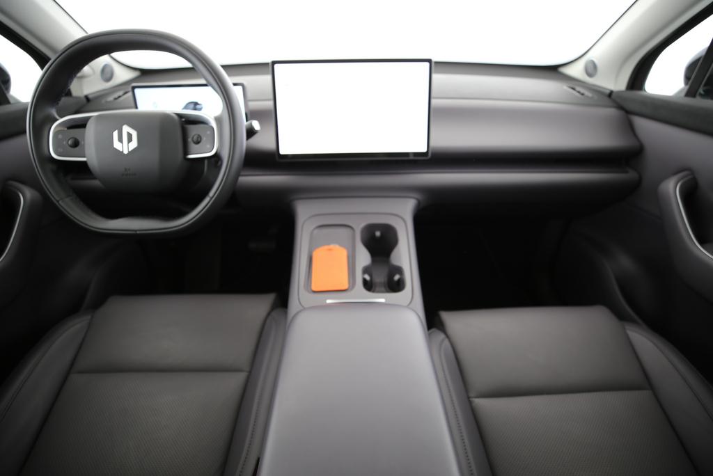 LEAPMOTOR C10 Design-image-7