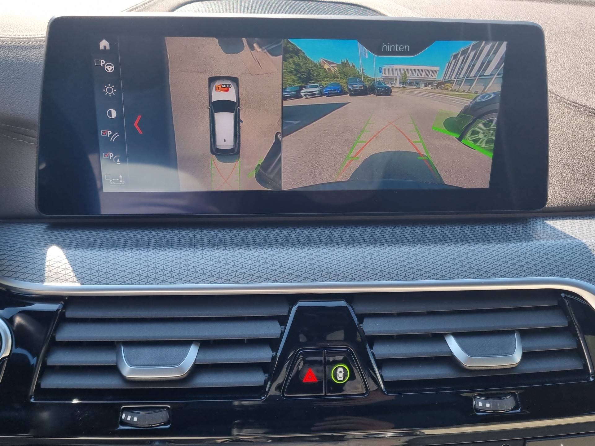 BMW 540i xDrive Touring Steptronic MSport-image-25