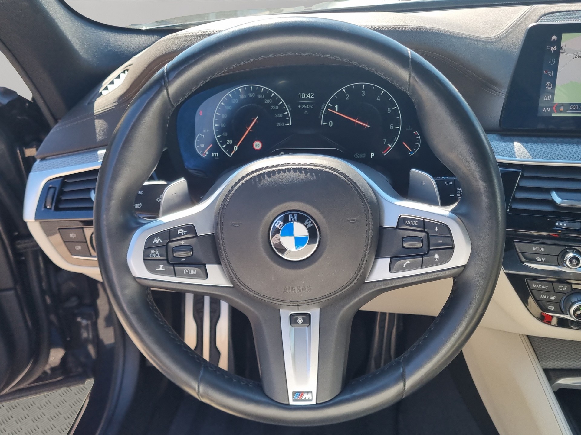 BMW 540i xDrive Touring Steptronic MSport-image-13