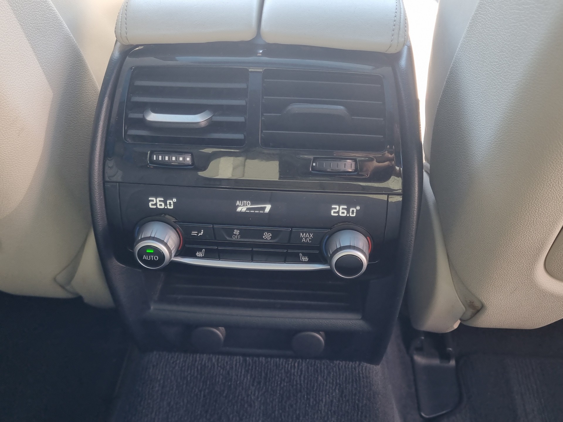 BMW 540i xDrive Touring Steptronic MSport-image-22