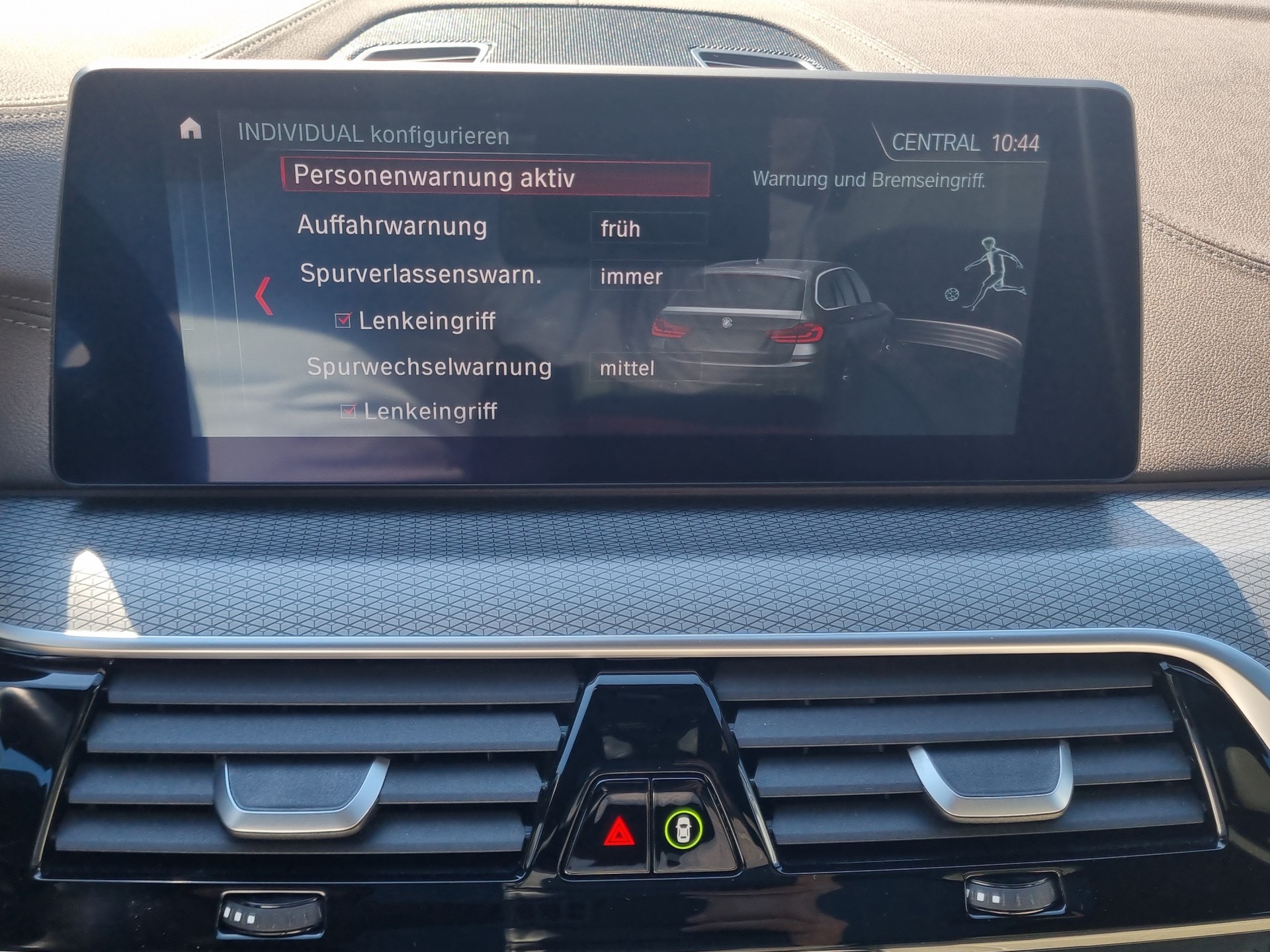 BMW 540i xDrive Touring Steptronic MSport-image-23