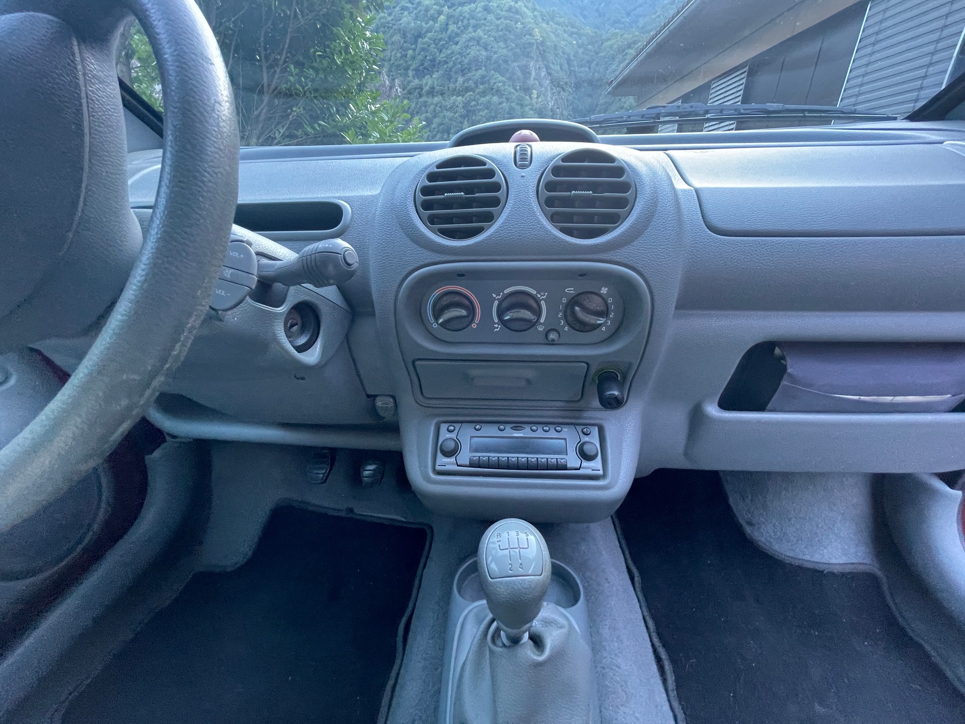 RENAULT 1.2 16V Privilège-image-3