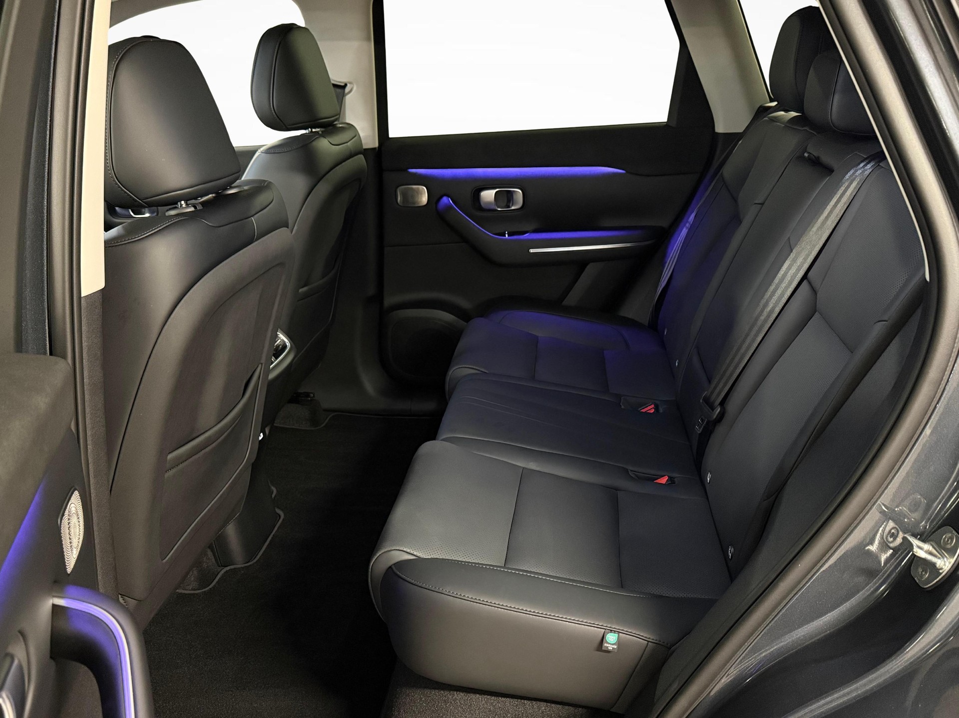 LEAPMOTOR C10 Design AWD-image-10