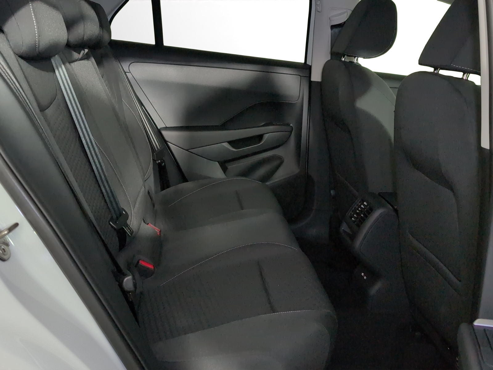 VW T-Roc 1.5 eTSI mHEV Life DSG-image-8