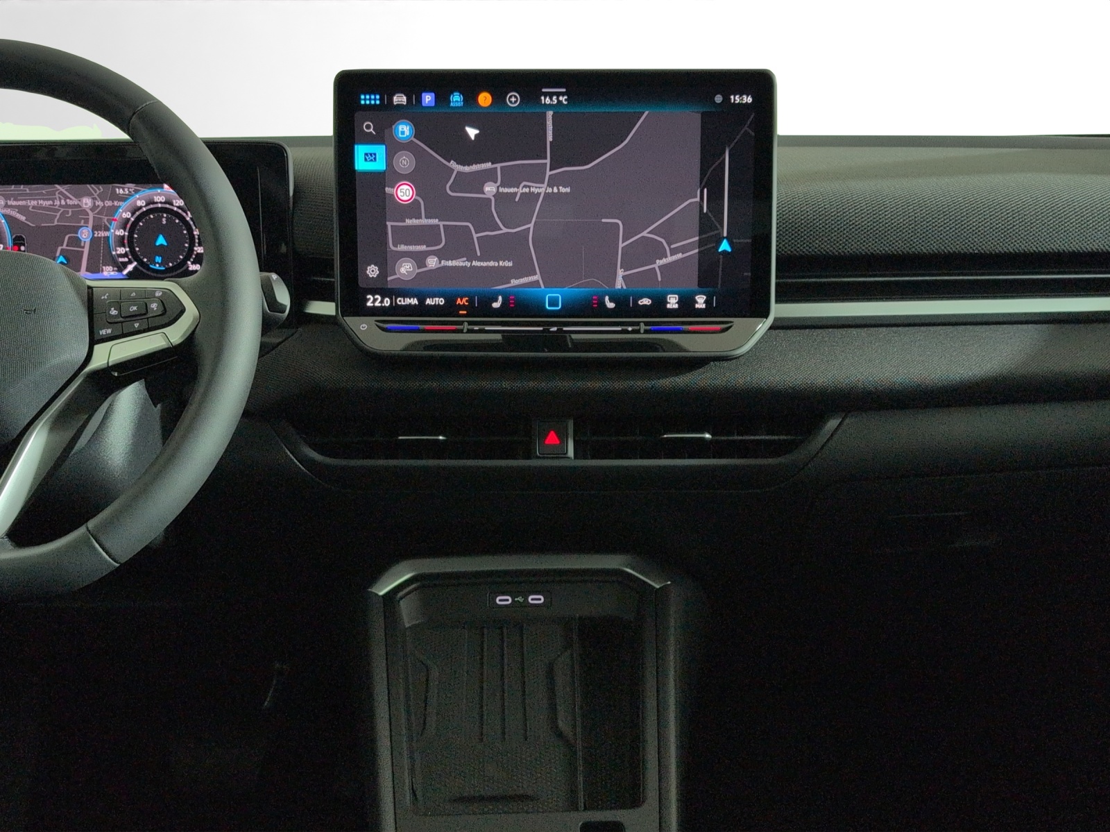 VW T-Roc 1.5 eTSI mHEV Life DSG-image-10