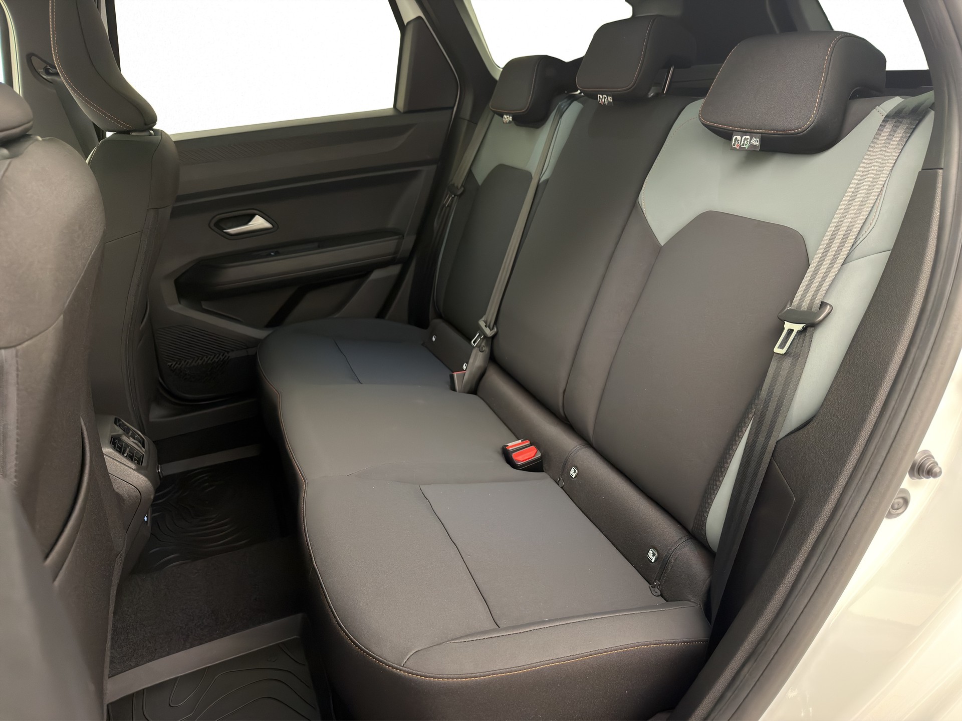 DACIA Bigster 1.8 Hybrid Extreme-image-11