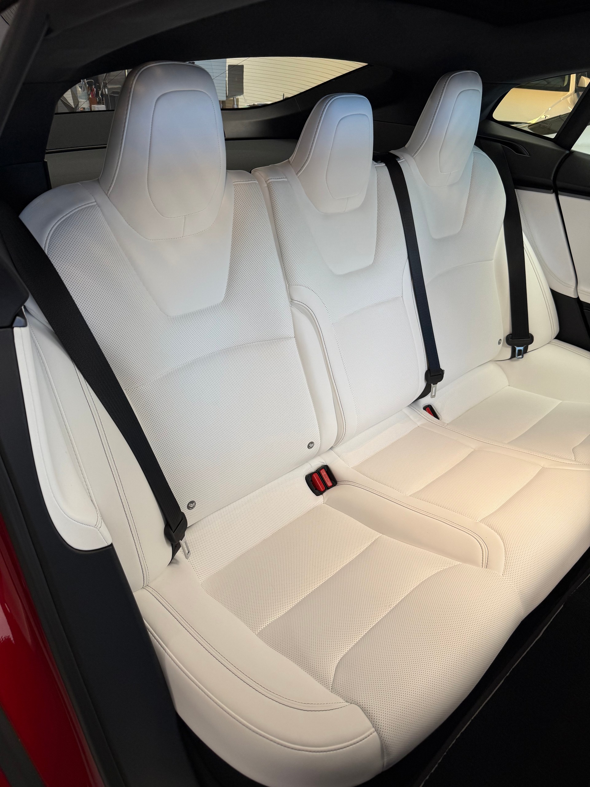 TESLA Model S 100 D Performance-image-14