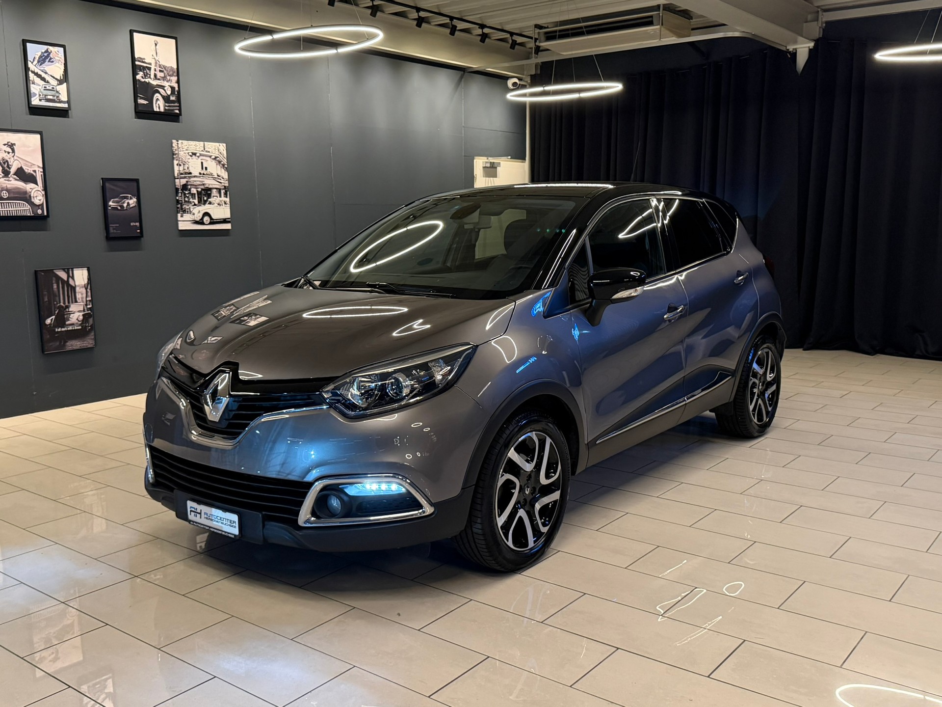 RENAULT Captur 1.2 T 16V Privilège EDC-image-2