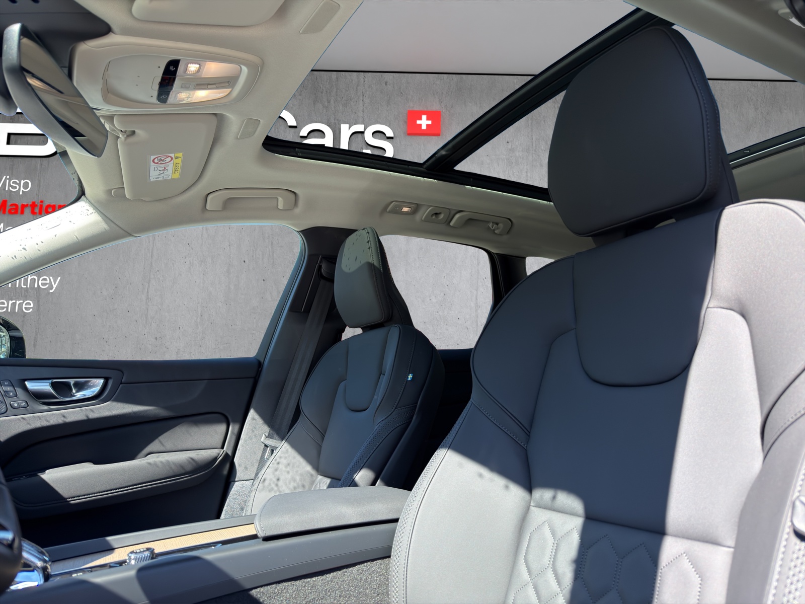VOLVO XC60 B5 Benzin Mild Hybrid AWD Ultra Dark Geartronic-image-14