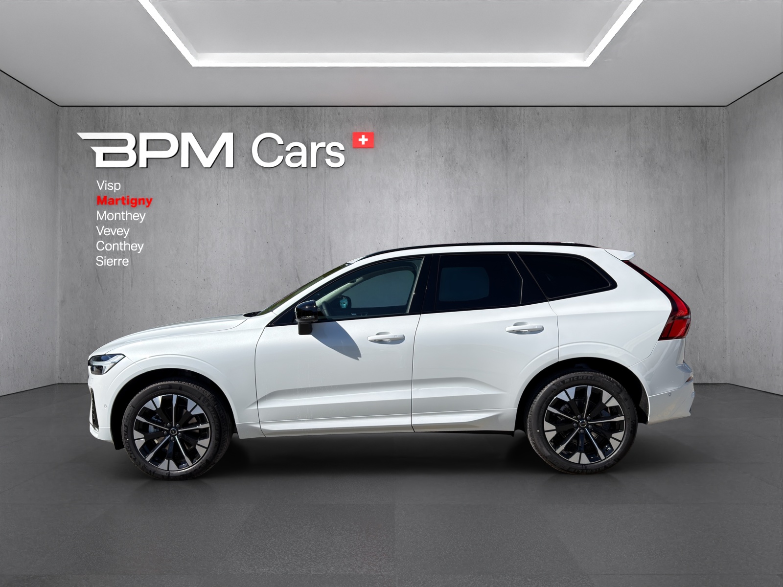 VOLVO XC60 B5 Benzin Mild Hybrid AWD Ultra Dark Geartronic-image-17