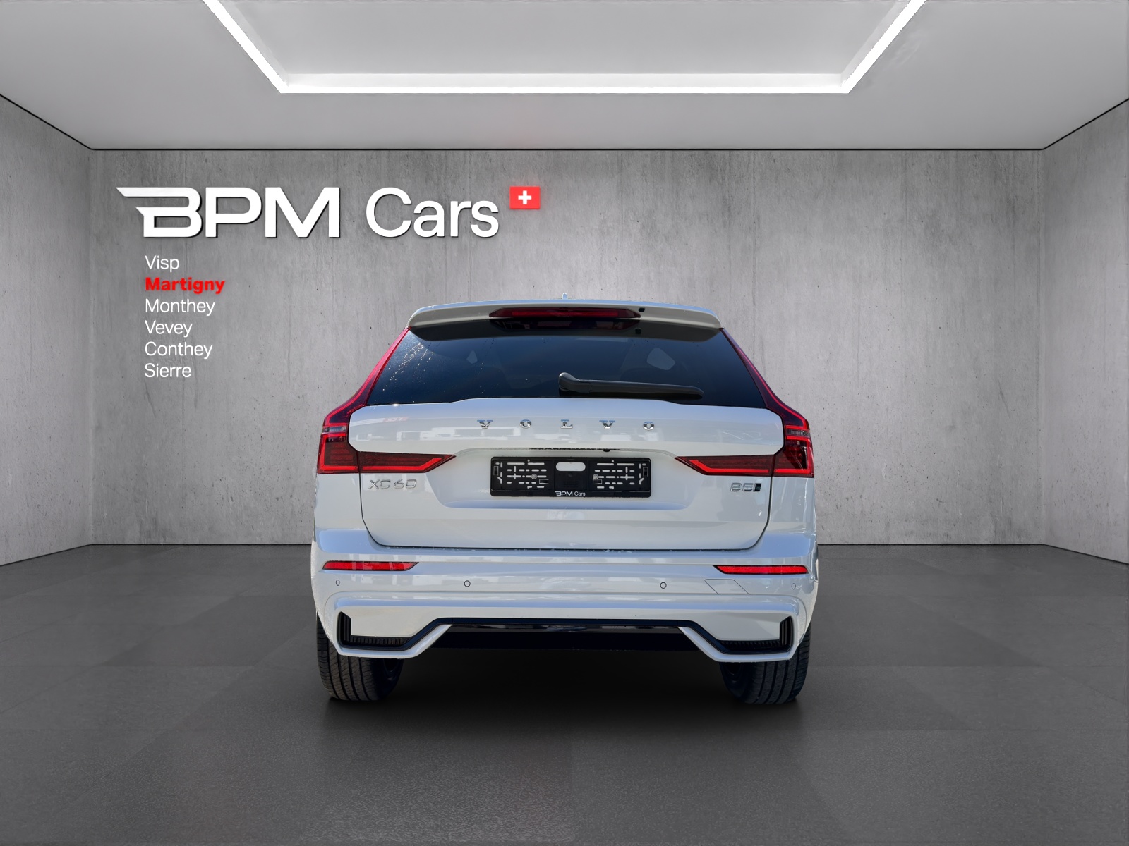 VOLVO XC60 B5 Benzin Mild Hybrid AWD Ultra Dark Geartronic-showroom-element-2