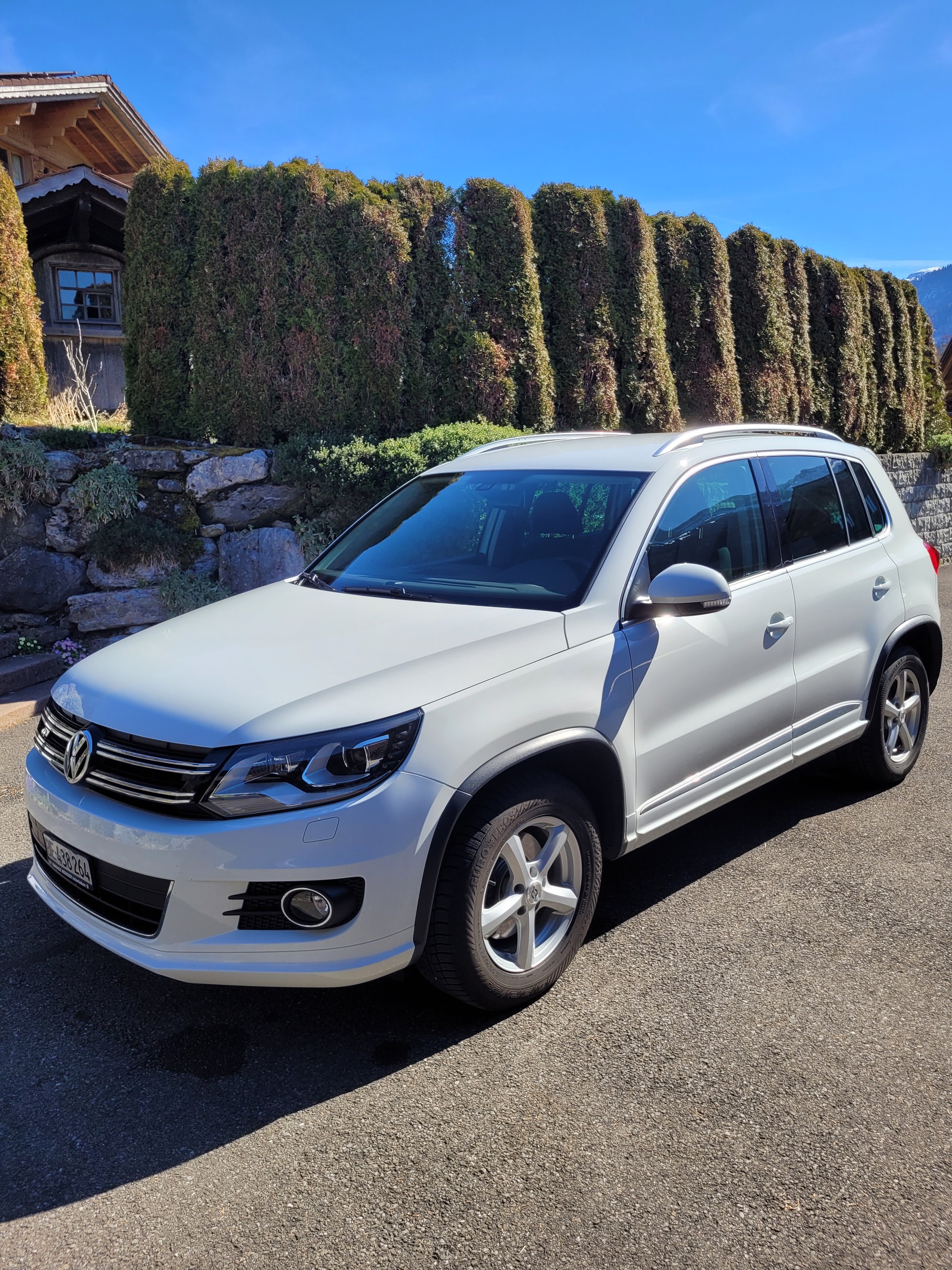 VW 2.0 TDI BMT Sport & Style R-Line 4Motion-image-0