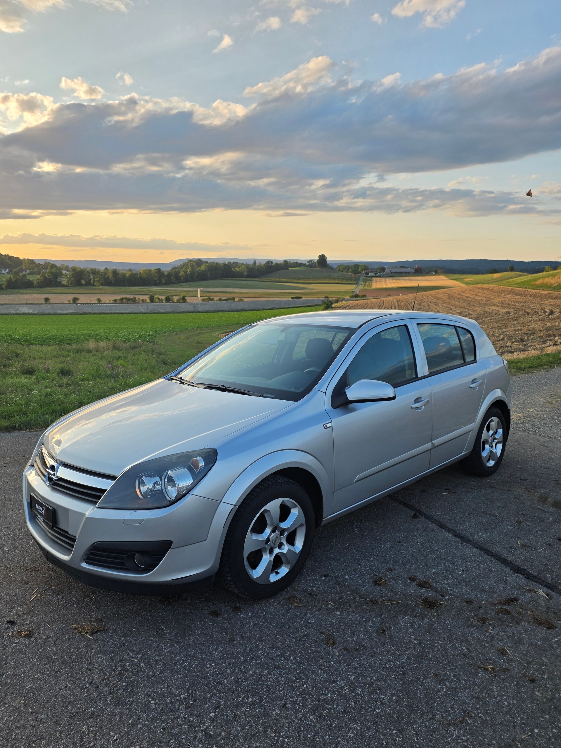 OPEL Astra 1.8i 16V Enjoy-image-8