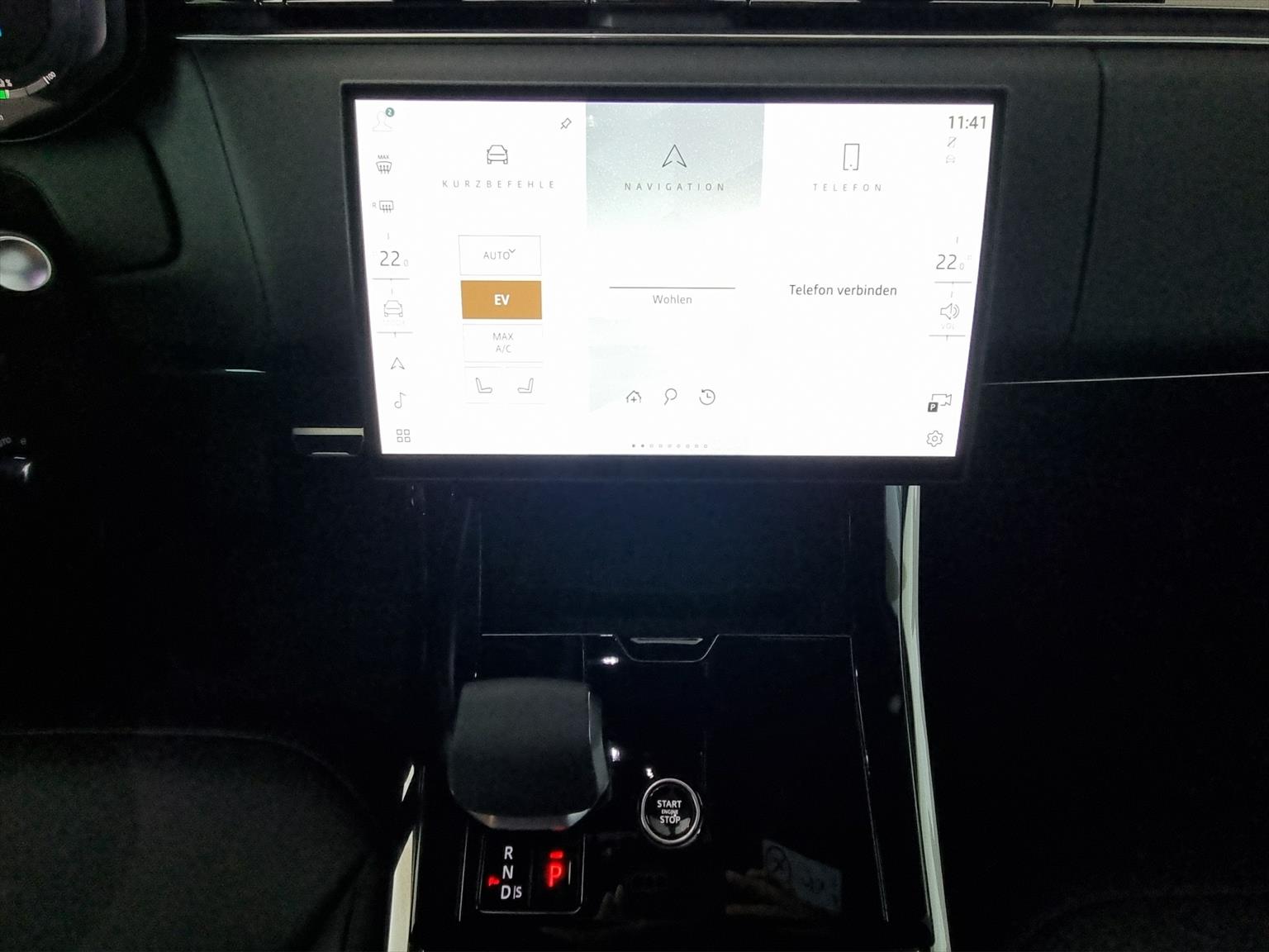 LAND ROVER Range Rover Sport 3.0 PHEV Dynamic SE-image-9