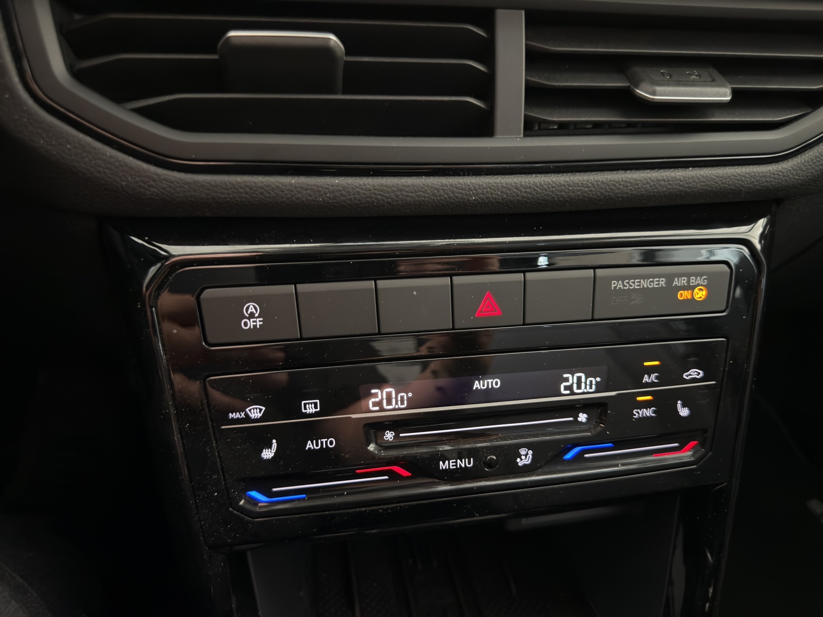 VW T-Cross 1.5 TSI EVO ACT Life DSG-image-14