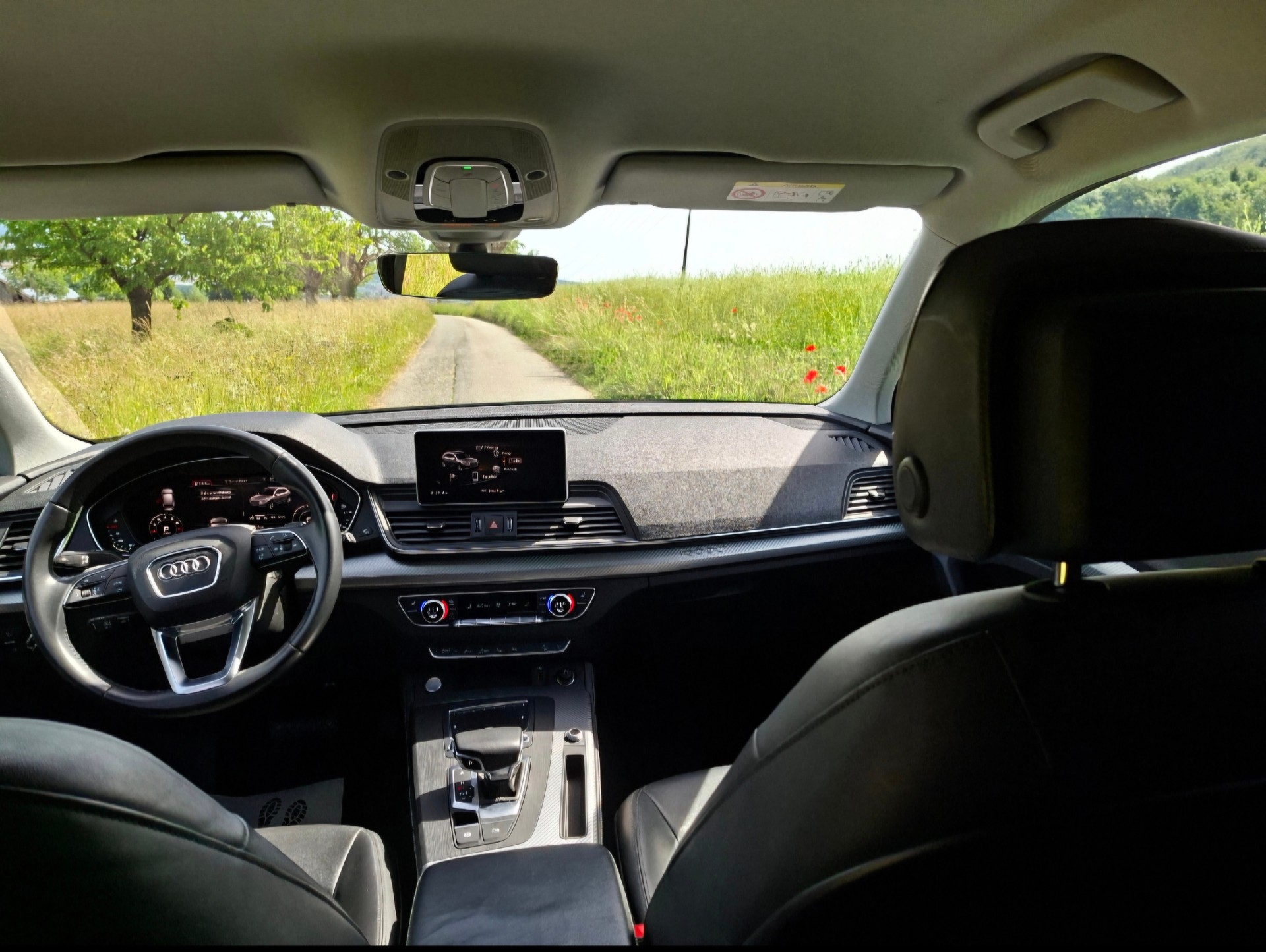 AUDI Q5 45 TFSI quattro S-tronic-image-7