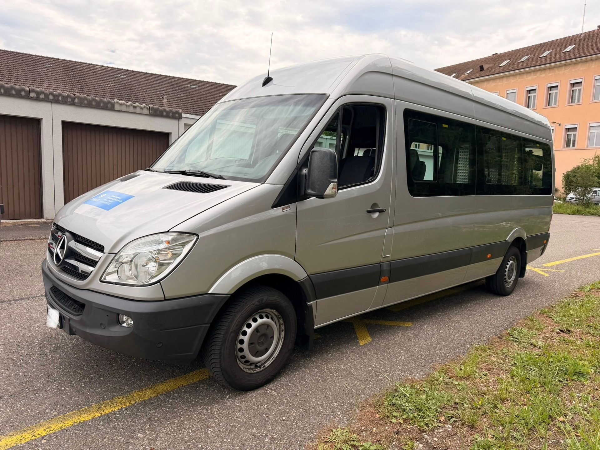 MERCEDES-BENZ Sprinter-image-1