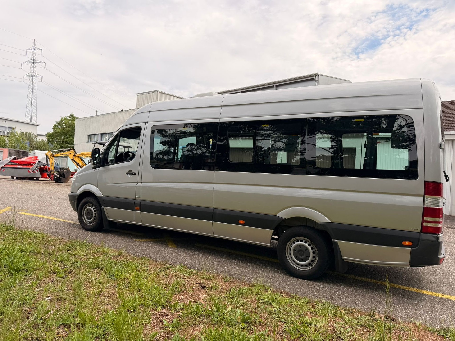 MERCEDES-BENZ Sprinter-image-5