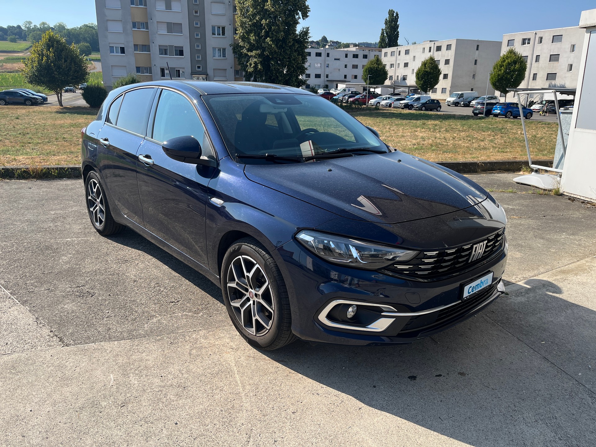 FIAT Tipo 1.0 100CV de 1ère main. Véhicule soigné, sous garantie constructeur jusqu'en 2027-image-0