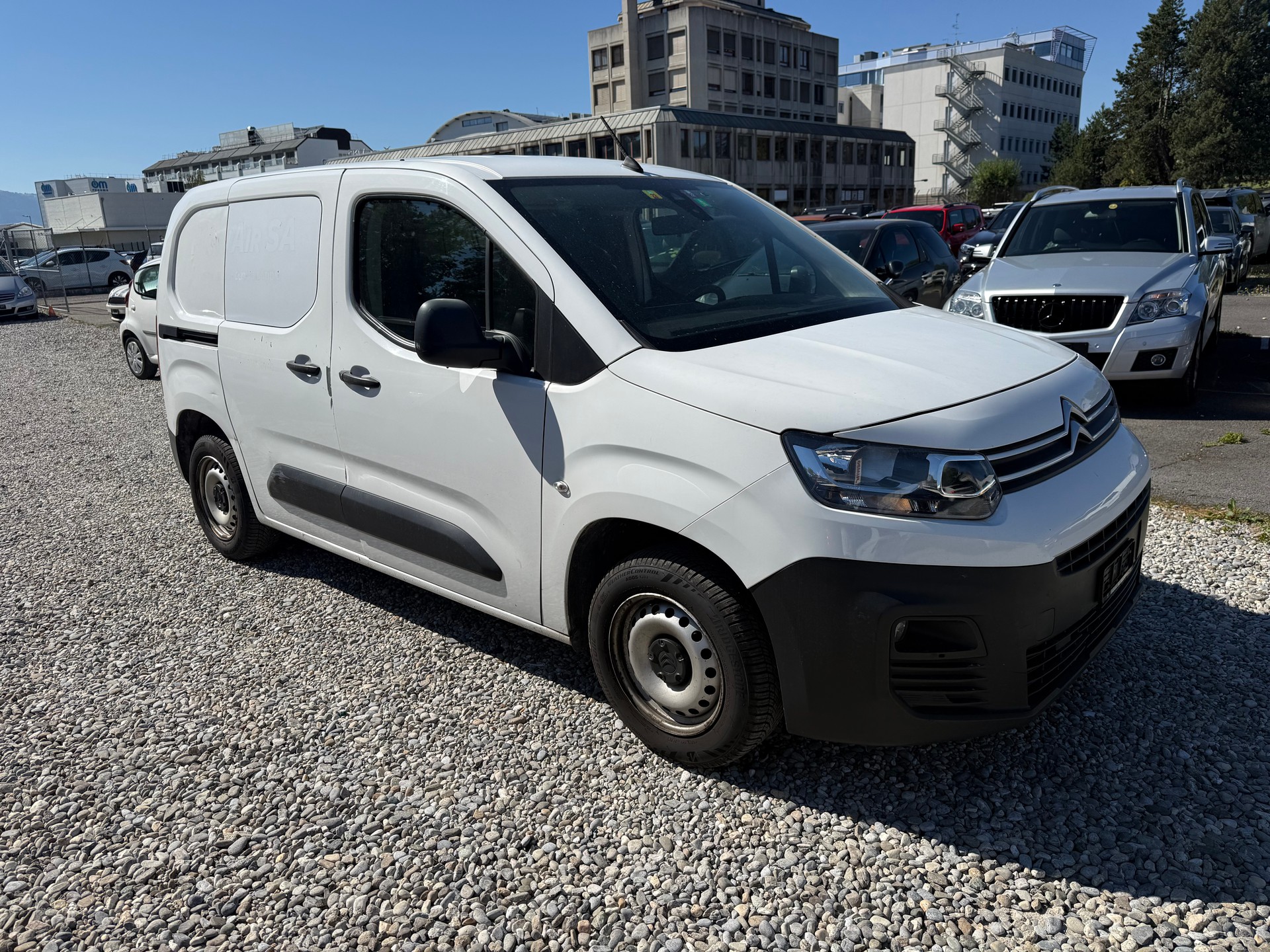CITROEN Berlingo Van 1.6 Blue HDi 100 s/s Club 650kg-image-1