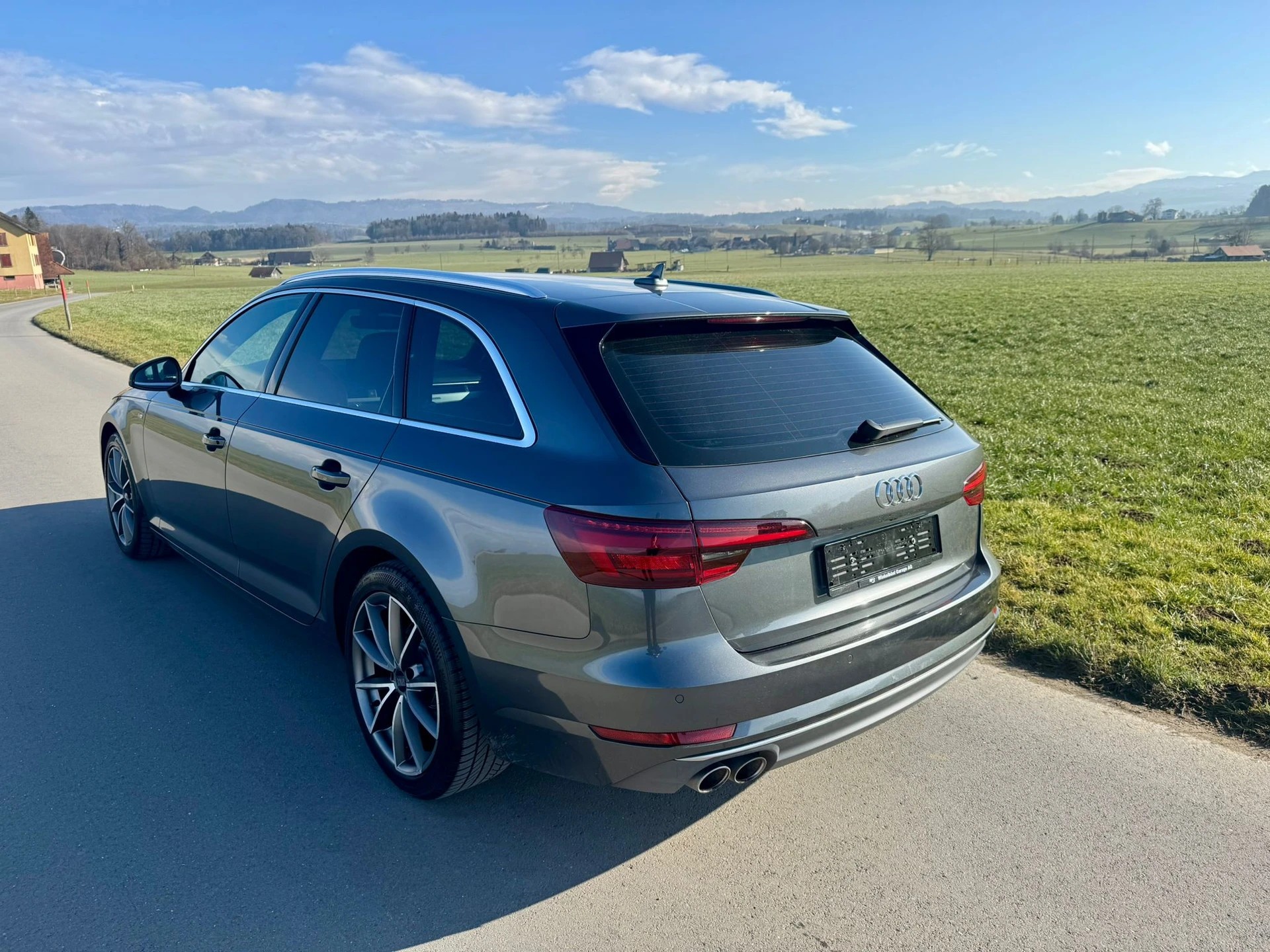 AUDI A4 Avant 2.0 TDI Sport quattro S-tronic-image-2