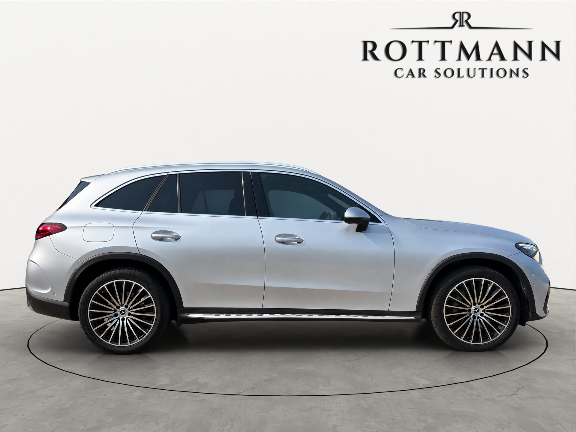 MERCEDES-BENZ GLC 220 d 4Matic AMG Line-image-4