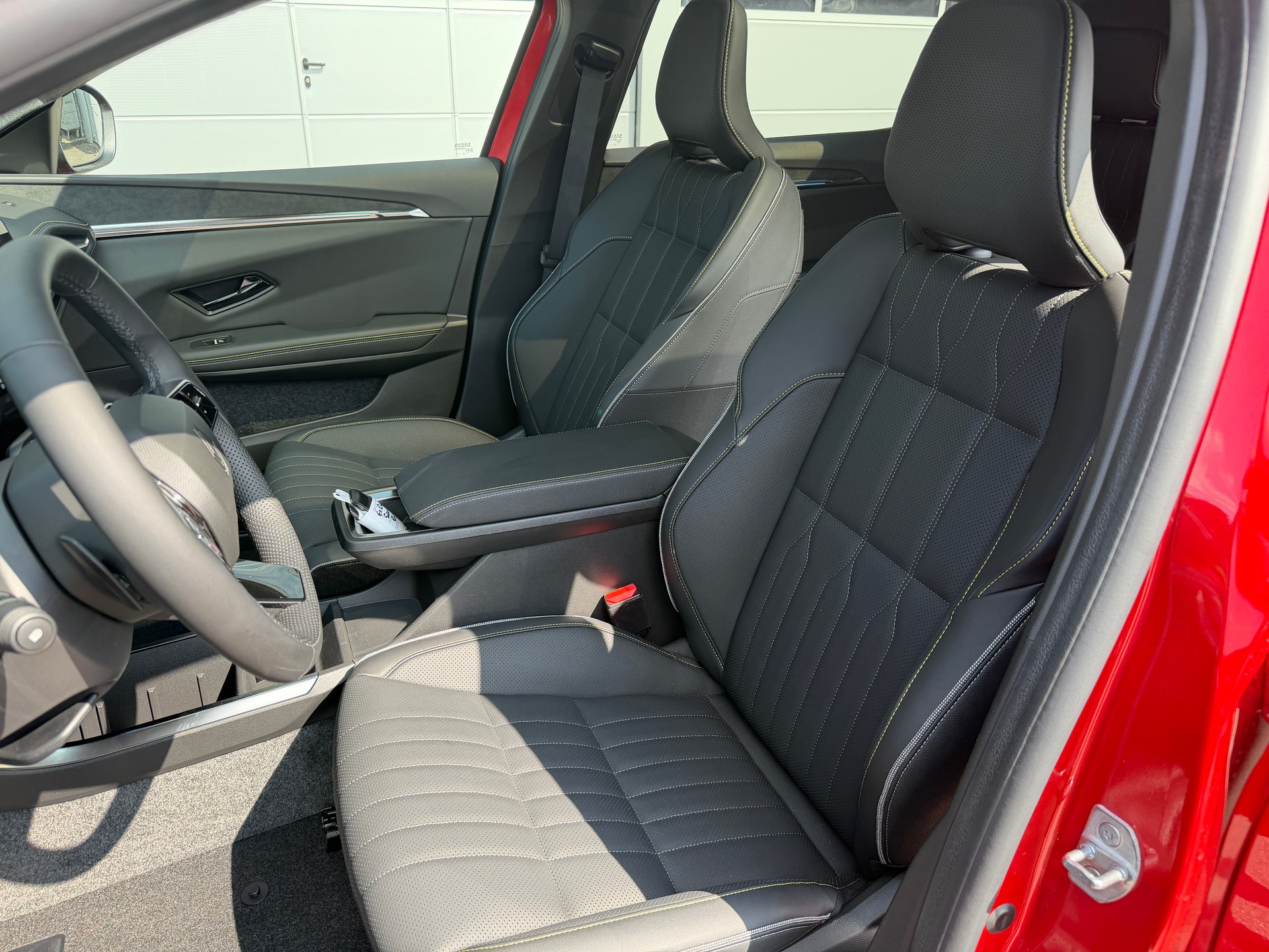 RENAULT Scénic E-Tech iconic-image-5