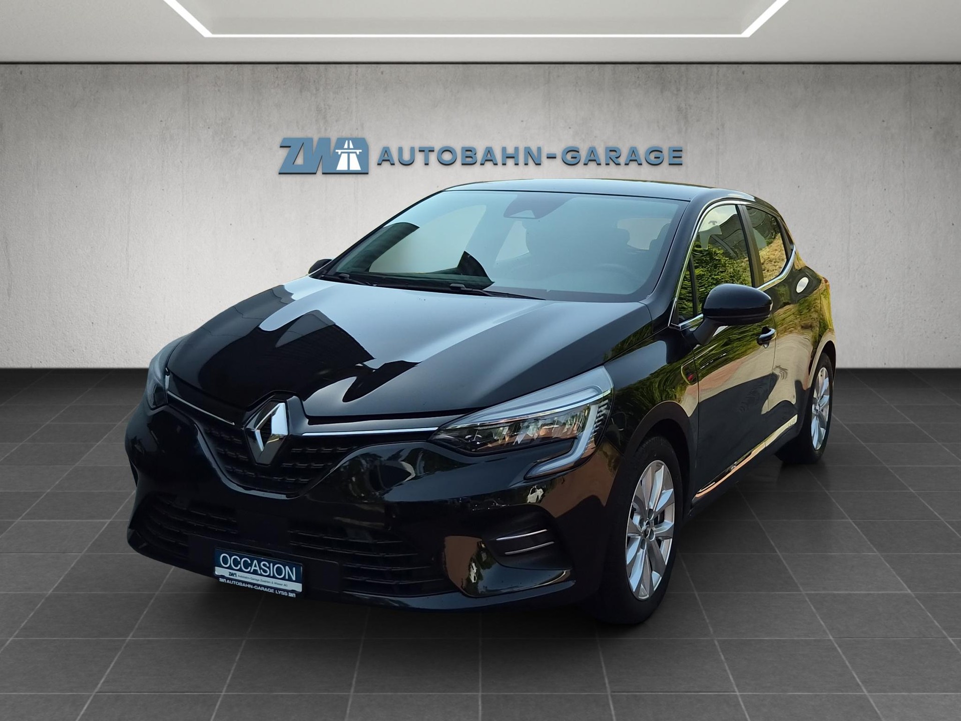 RENAULT Clio 1.6 E-Tech Intens-image-0