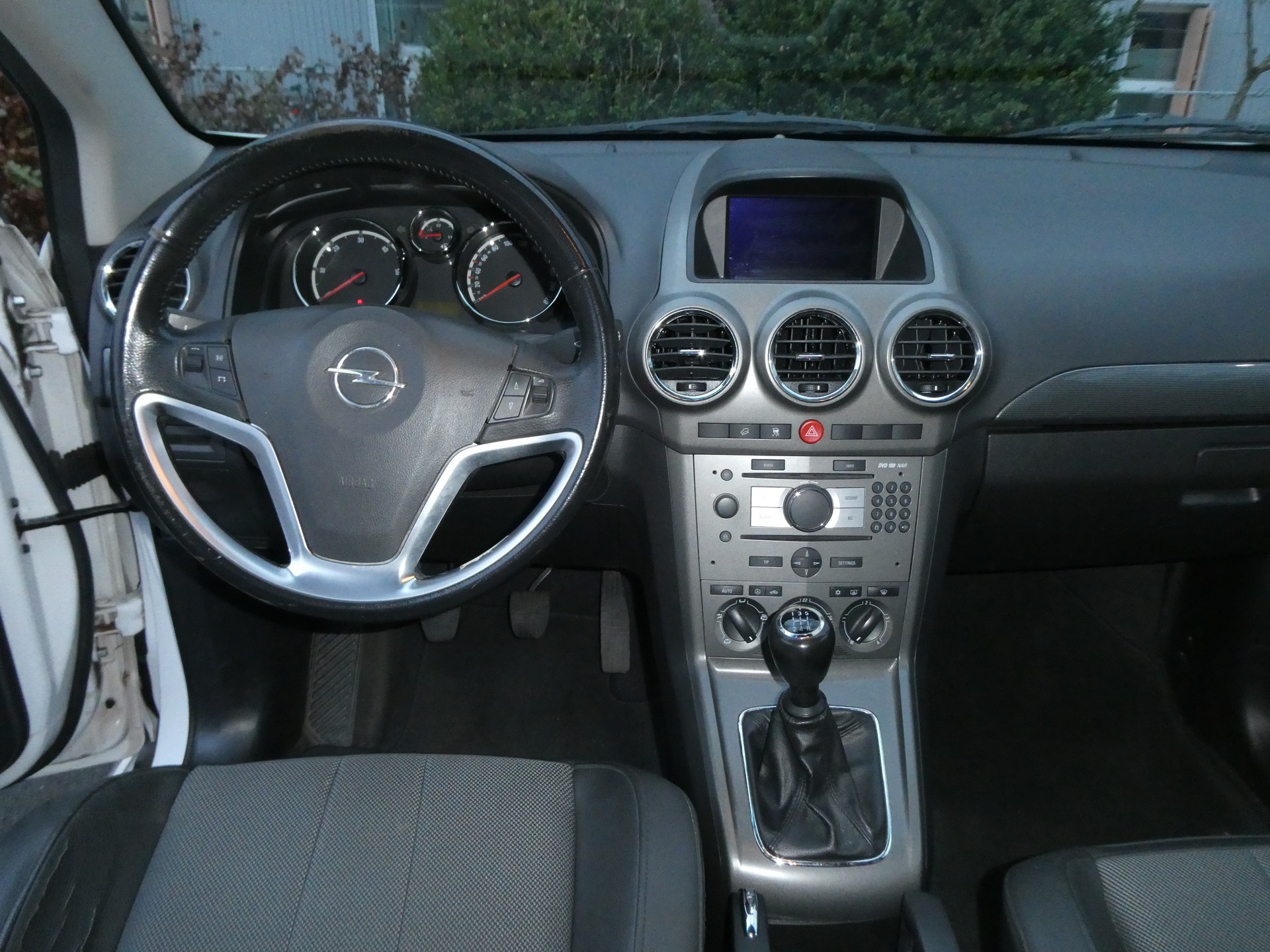 OPEL Antara 2.0 CDTi Enjoy 4WD Automatic-image-11
