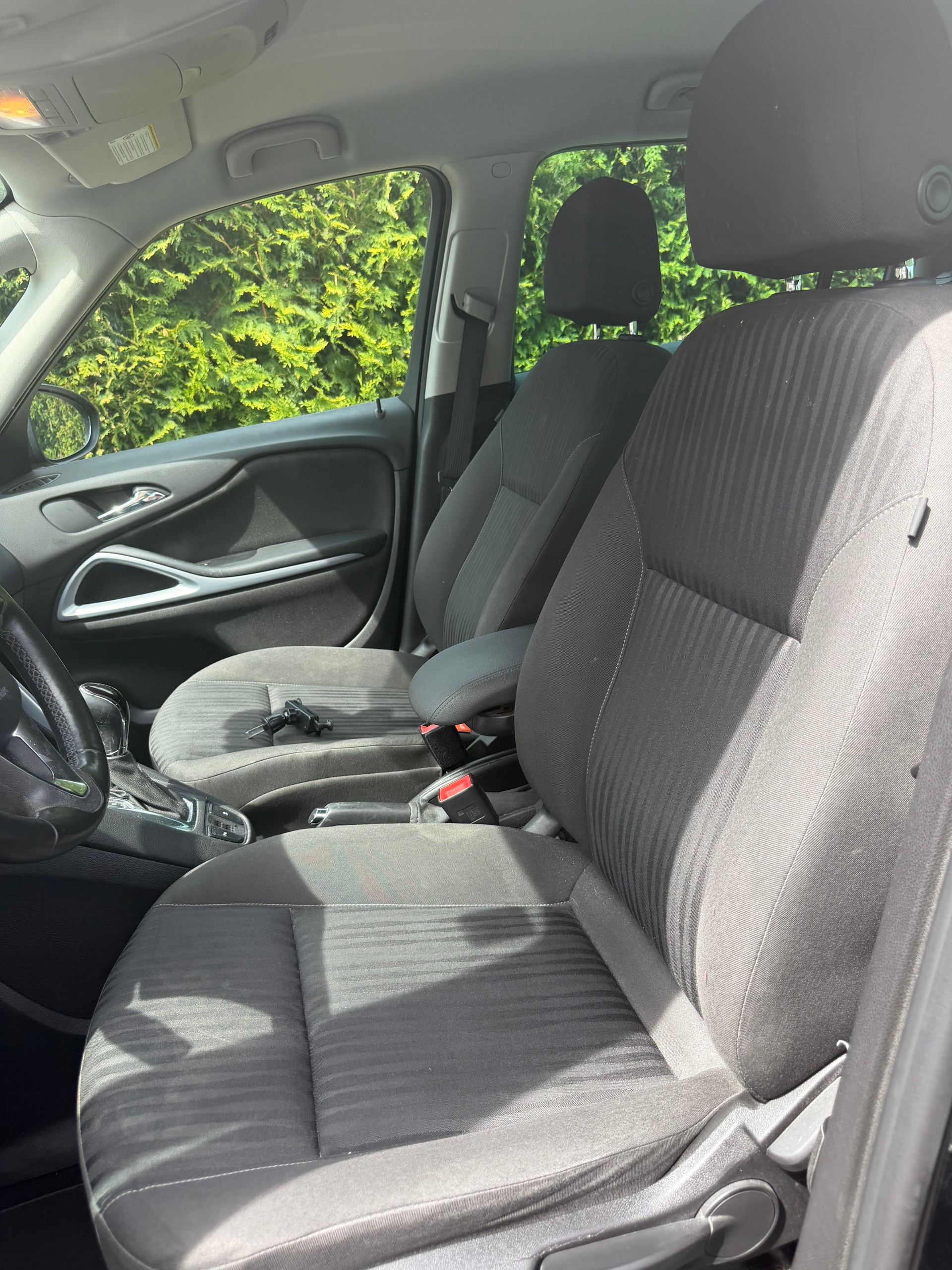 OPEL Zafira 1.4i 16V Turbo Enjoy Automatic-image-5