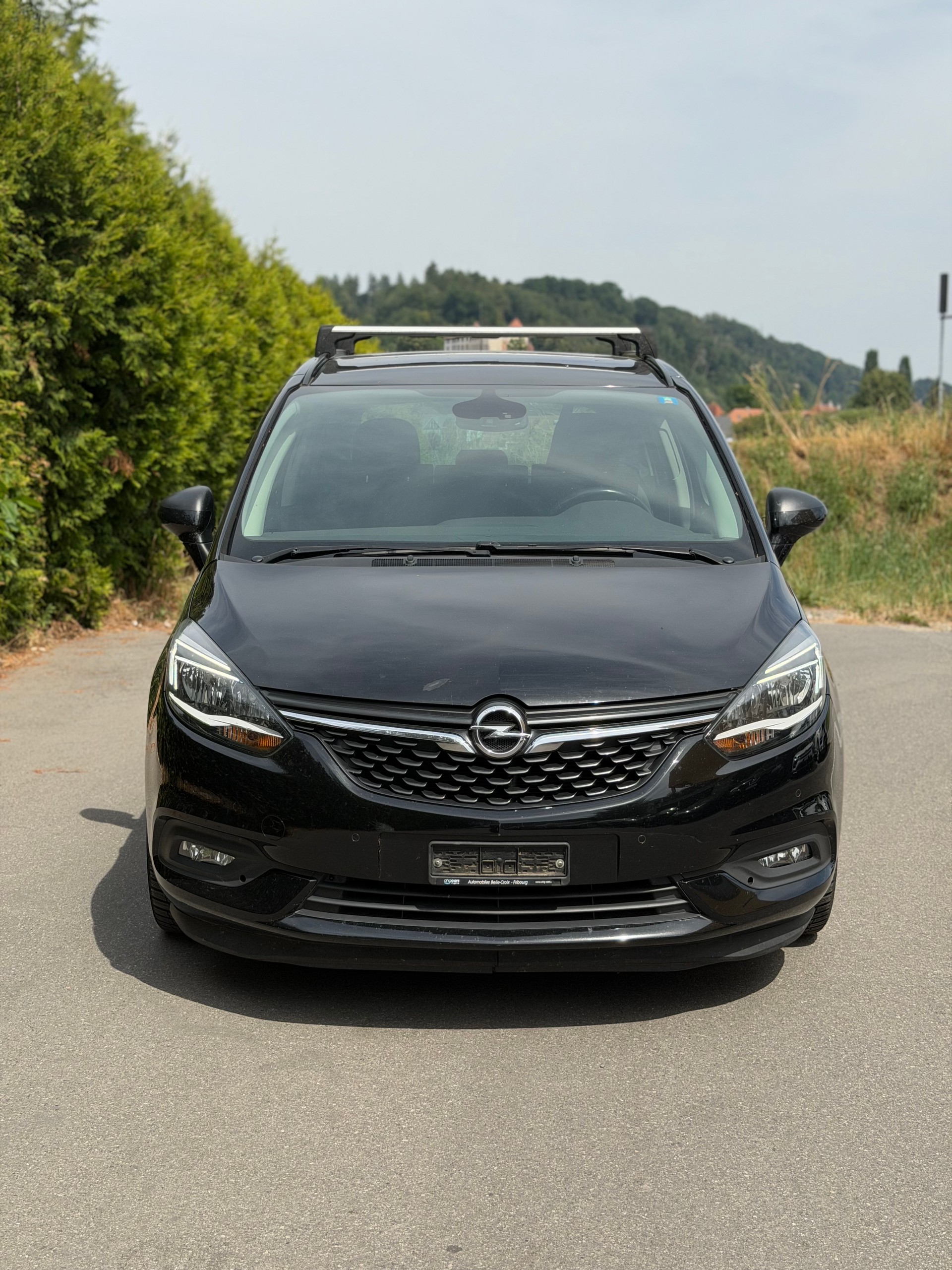 OPEL Zafira 1.4i 16V Turbo Enjoy Automatic-image-1