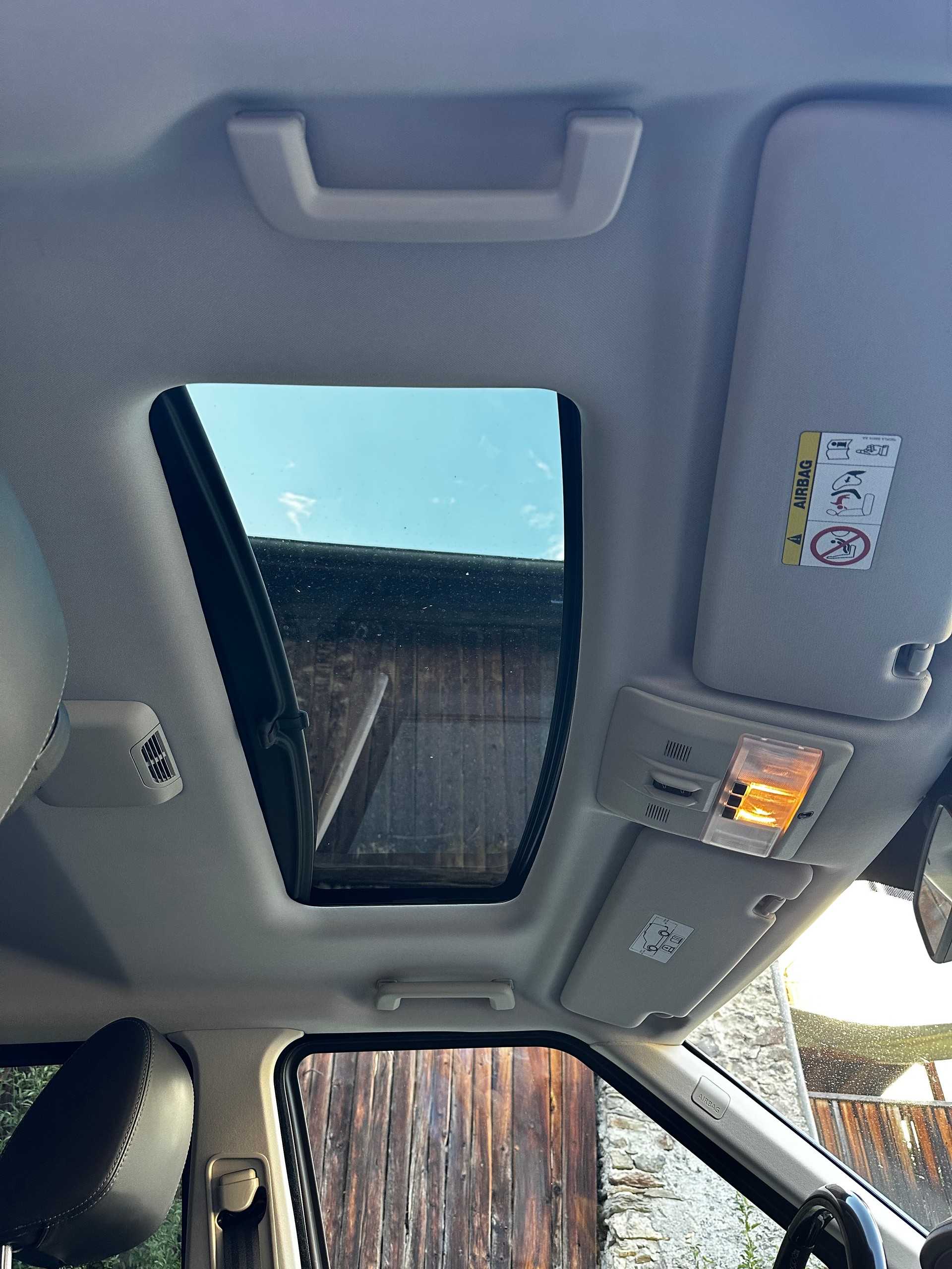LAND ROVER SDV6 HSE, nur 74'800km-image-12