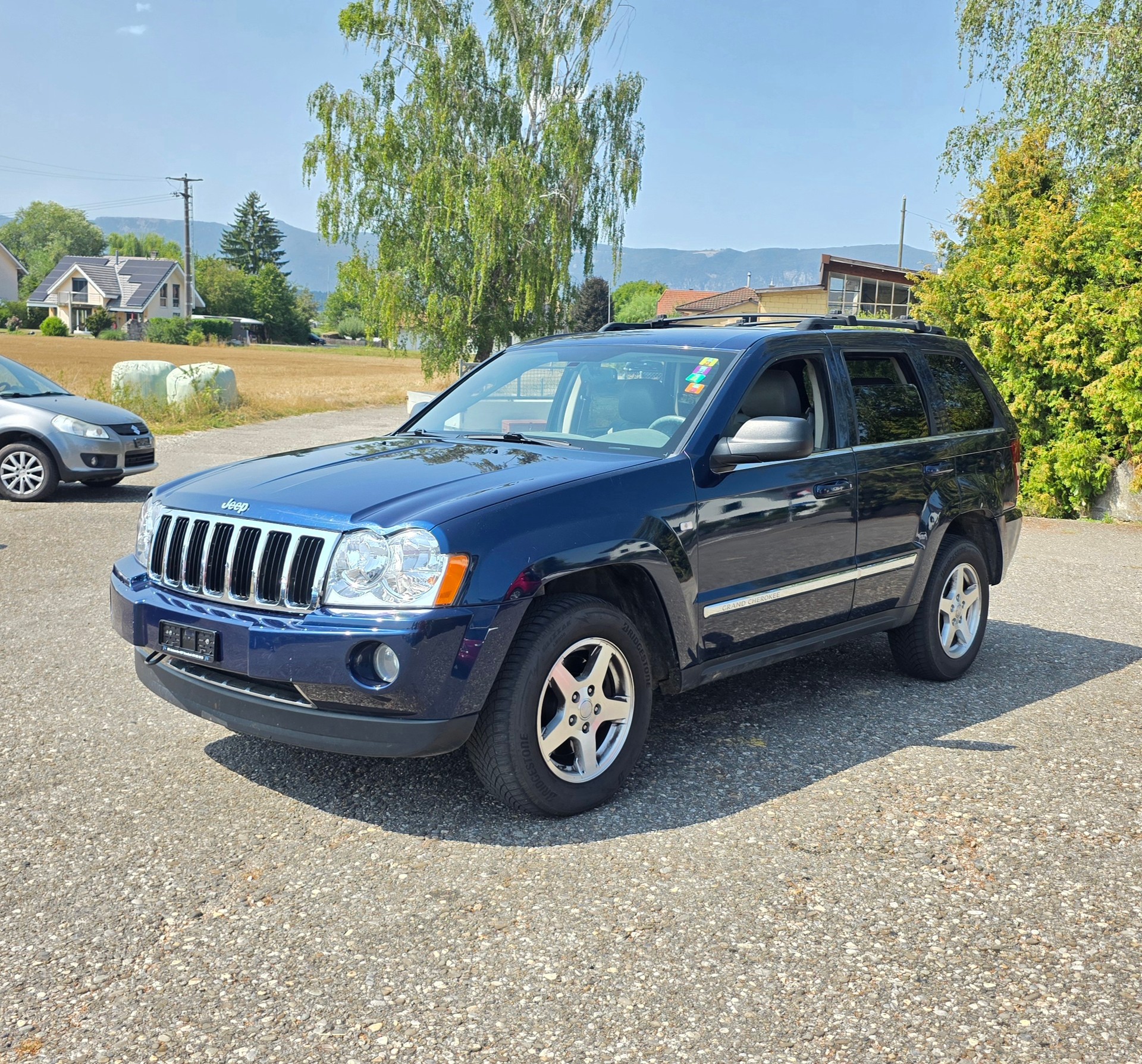 JEEP Grand Cherokee 4.7 V8 Laredo Automatic-image-2