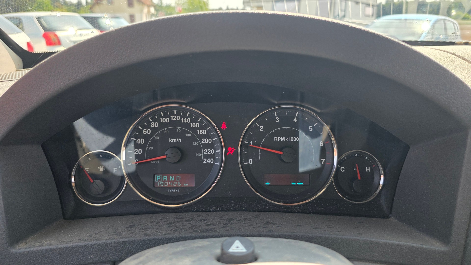 JEEP Grand Cherokee 4.7 V8 Laredo Automatic-image-10
