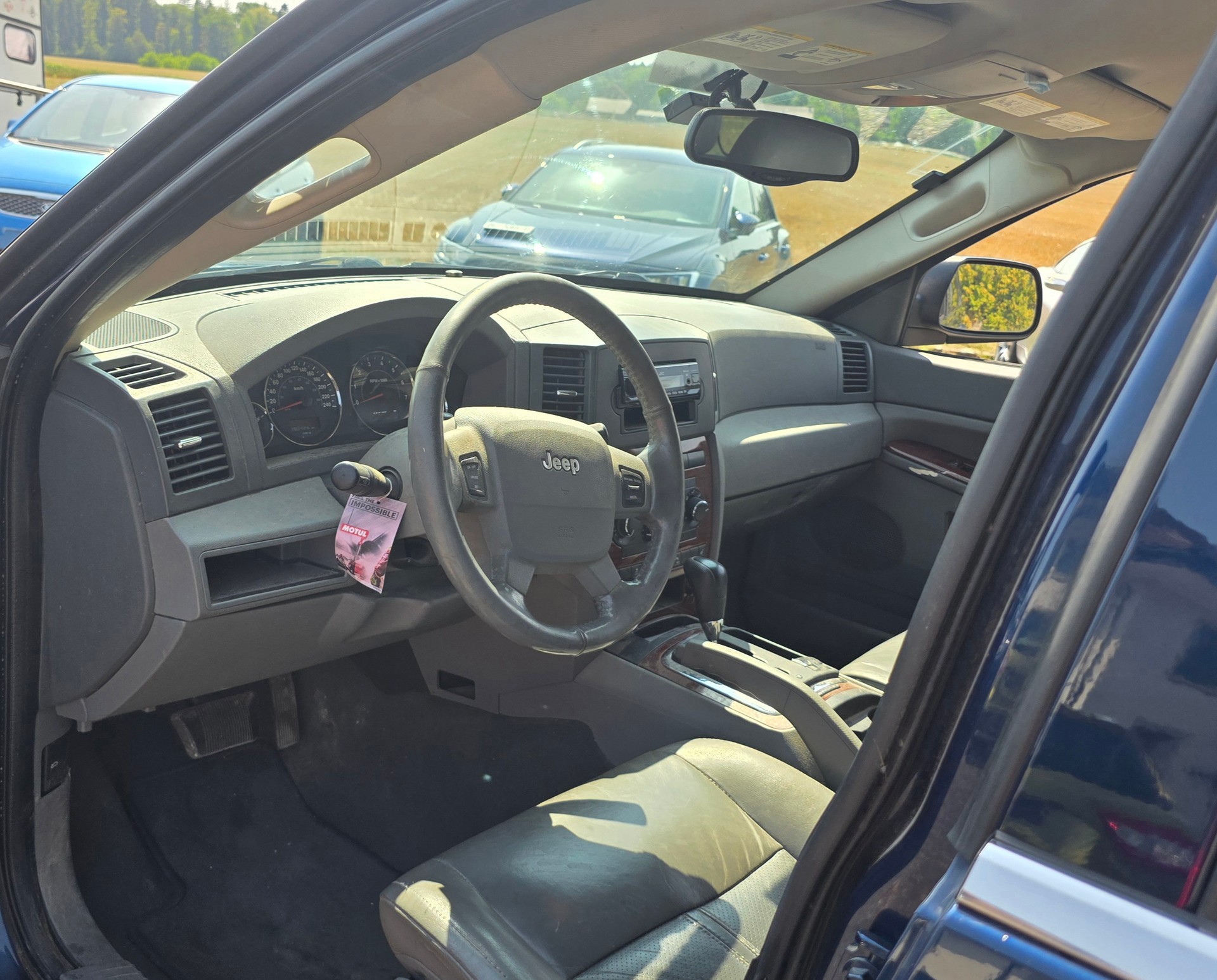 JEEP Grand Cherokee 4.7 V8 Laredo Automatic-image-7
