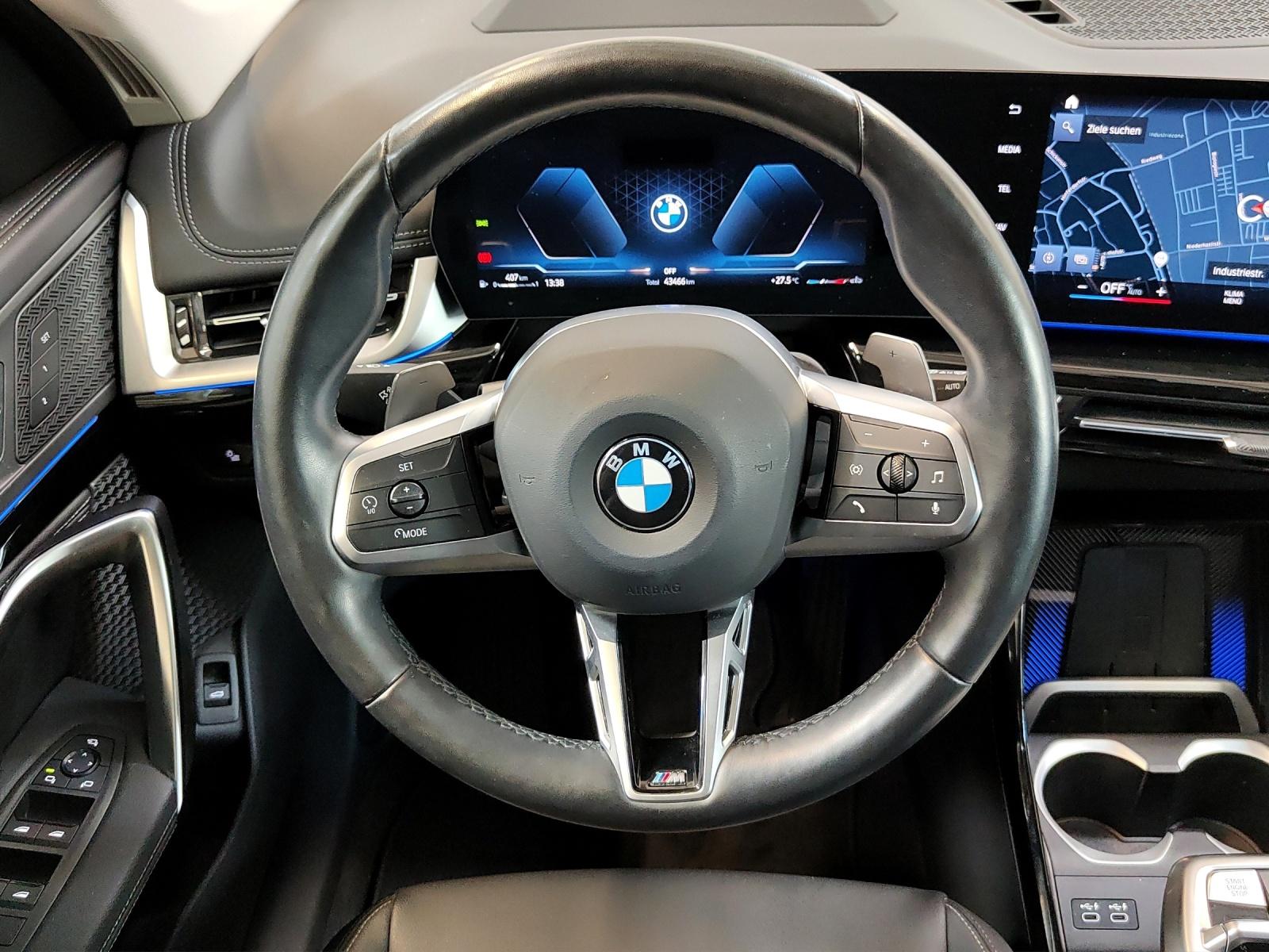 BMW X1 23i xDrive-image-11