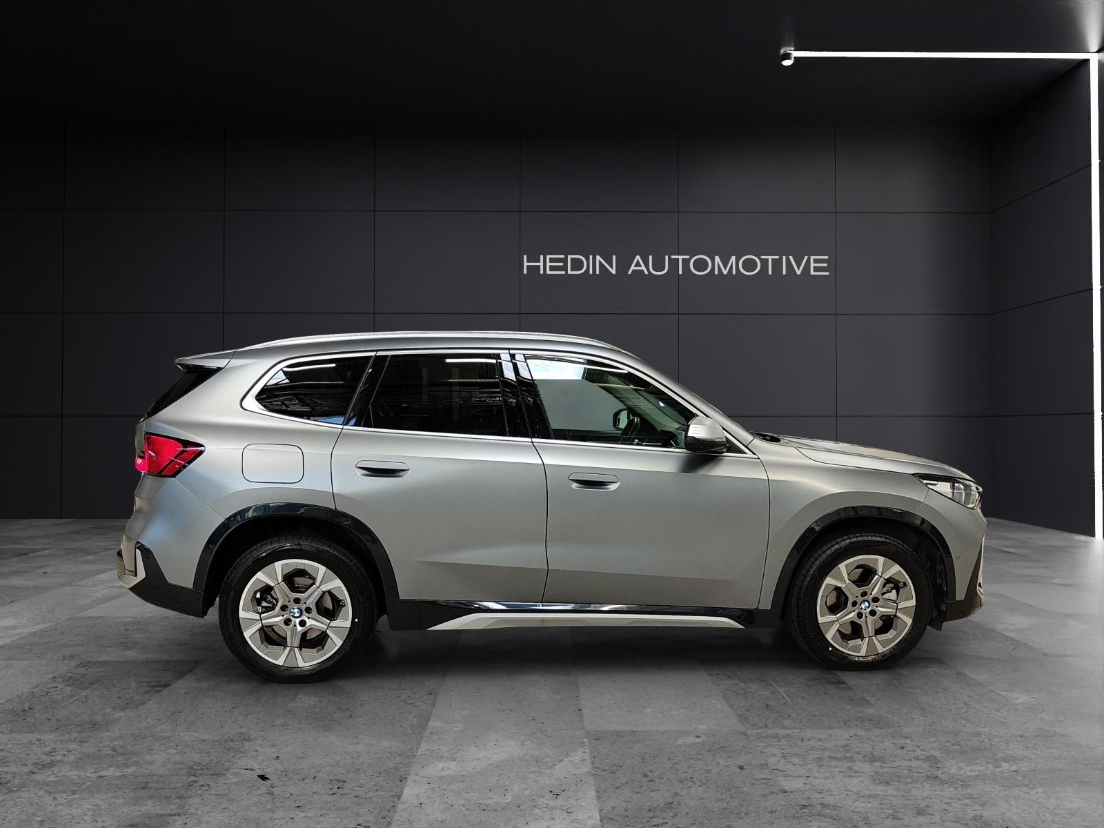 BMW X1 23i xDrive-image-6