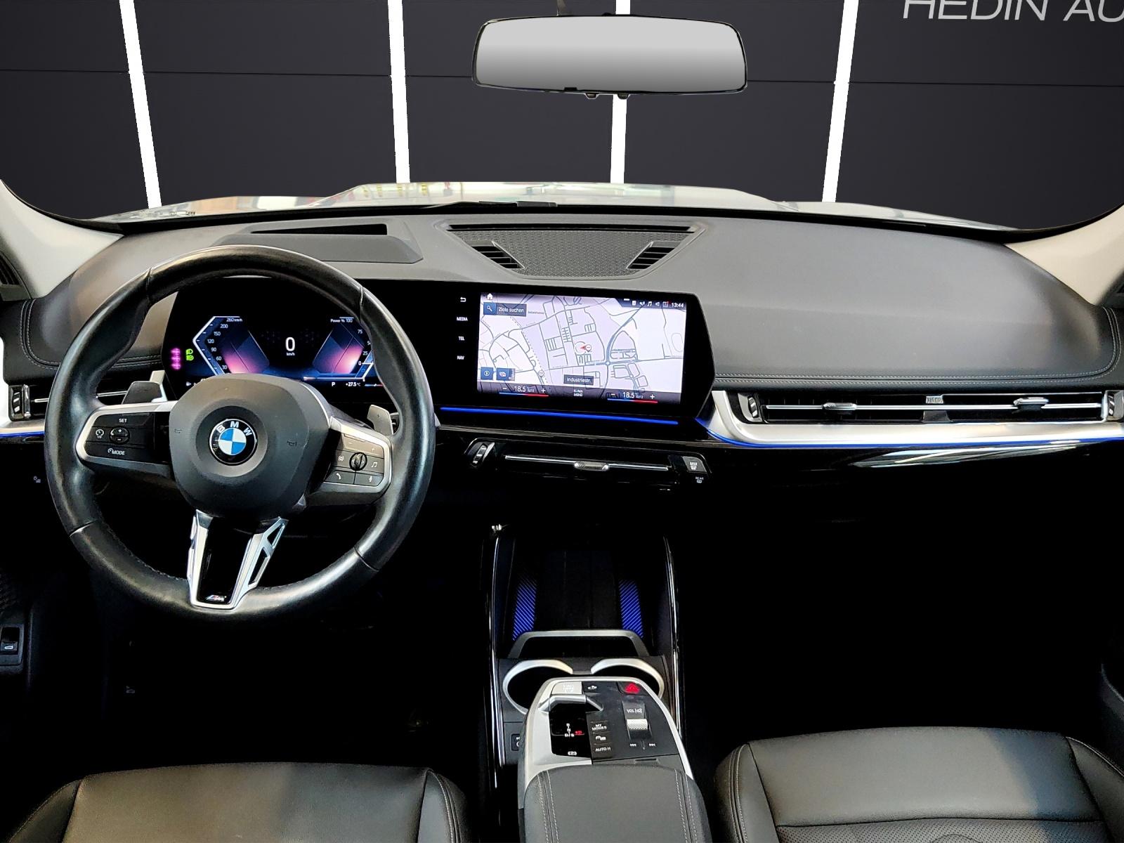 BMW X1 23i xDrive-image-18