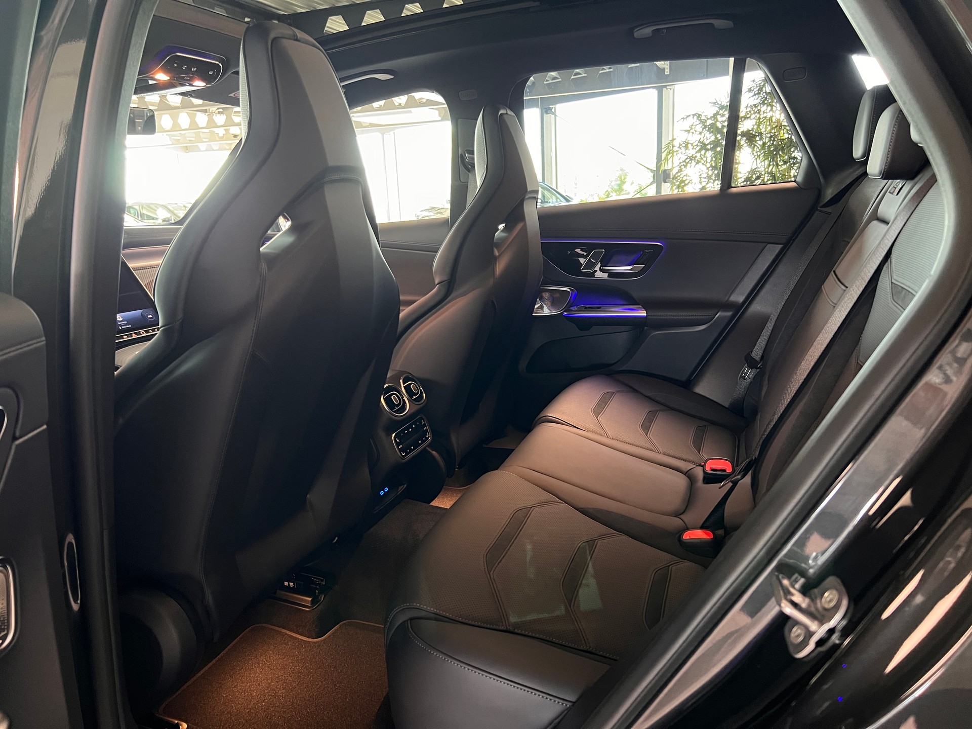 MERCEDES-BENZ GLC 53 AMG 4Matic+ 9G-Tronic-image-7