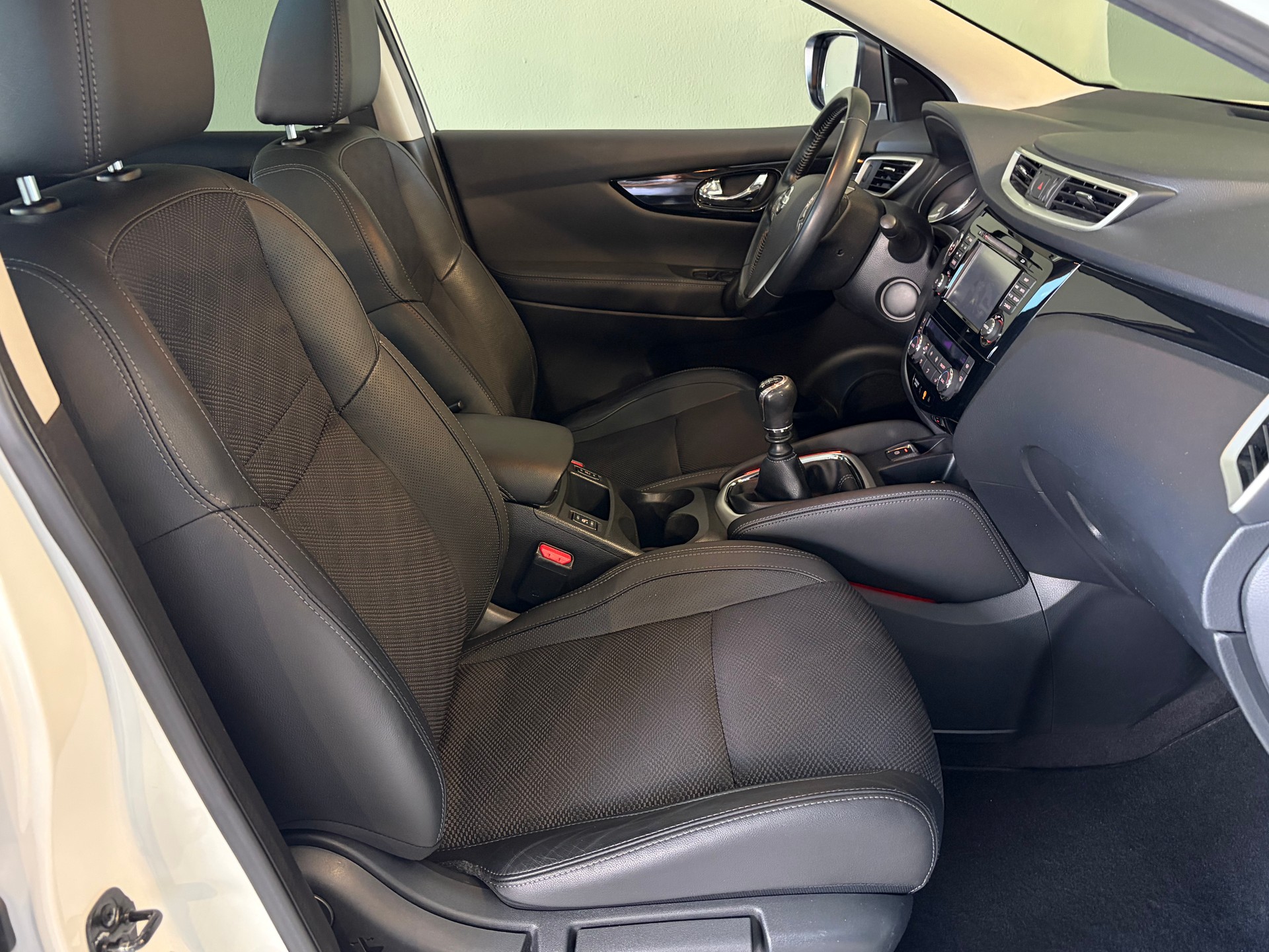 NISSAN Qashqai 1.6 DIG-T tekna * CH-Fahrzeug * Ab MFK * Anhängerkupplung *-image-16
