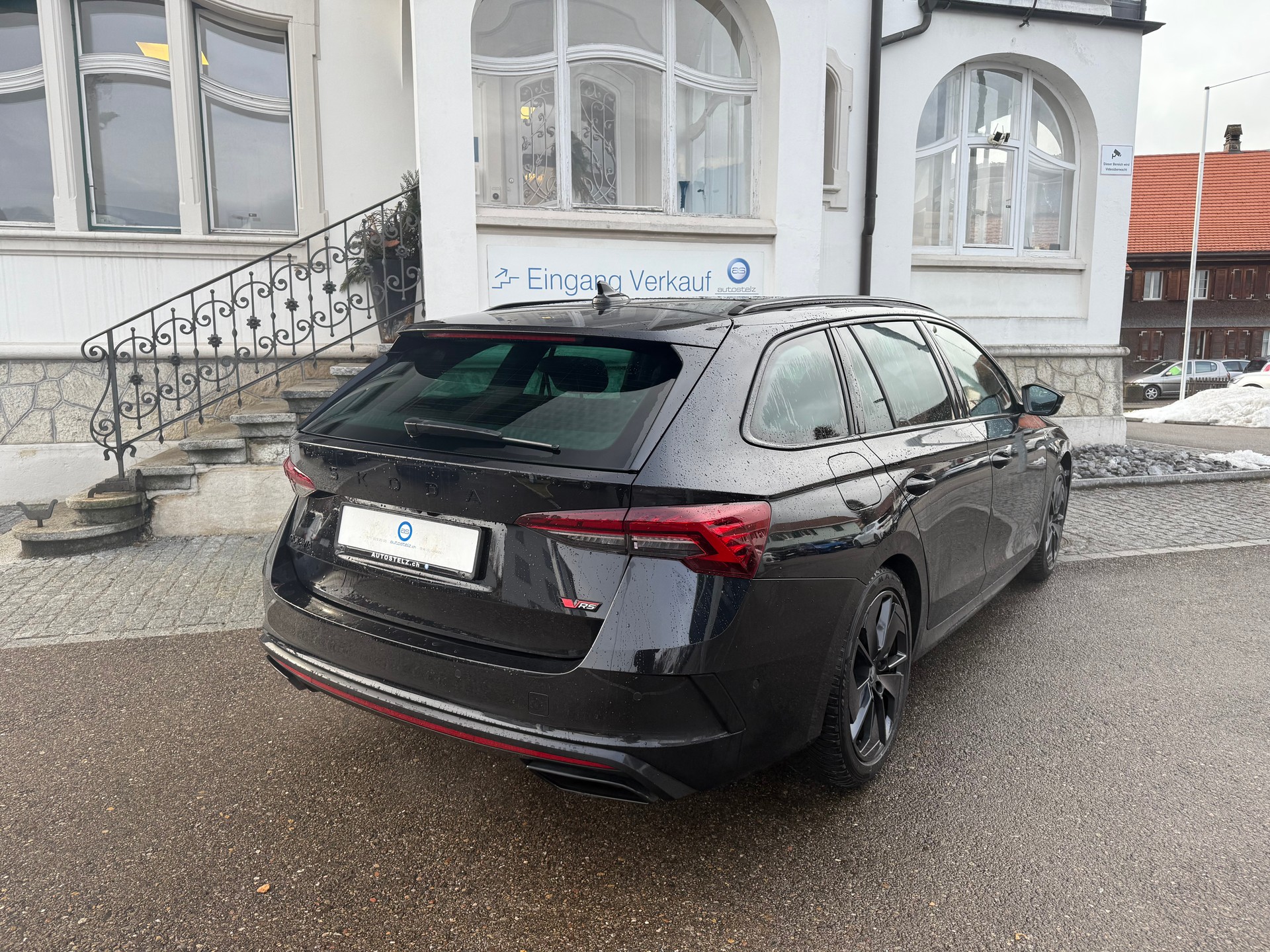 SKODA Octavia Combi 2.0 TSI RS DSG-image-4