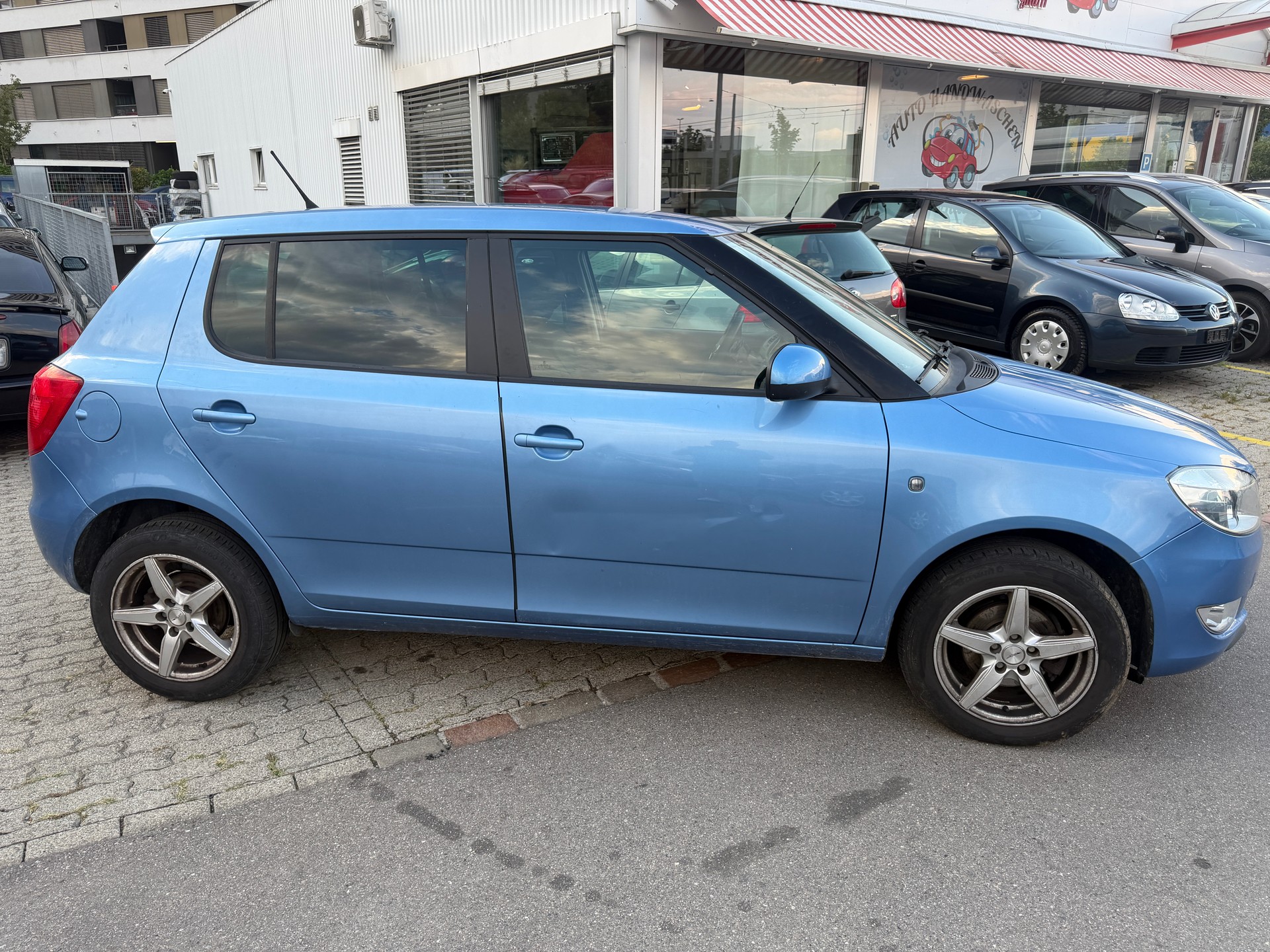 SKODA Fabia 1.2 TSI Fresh-image-3