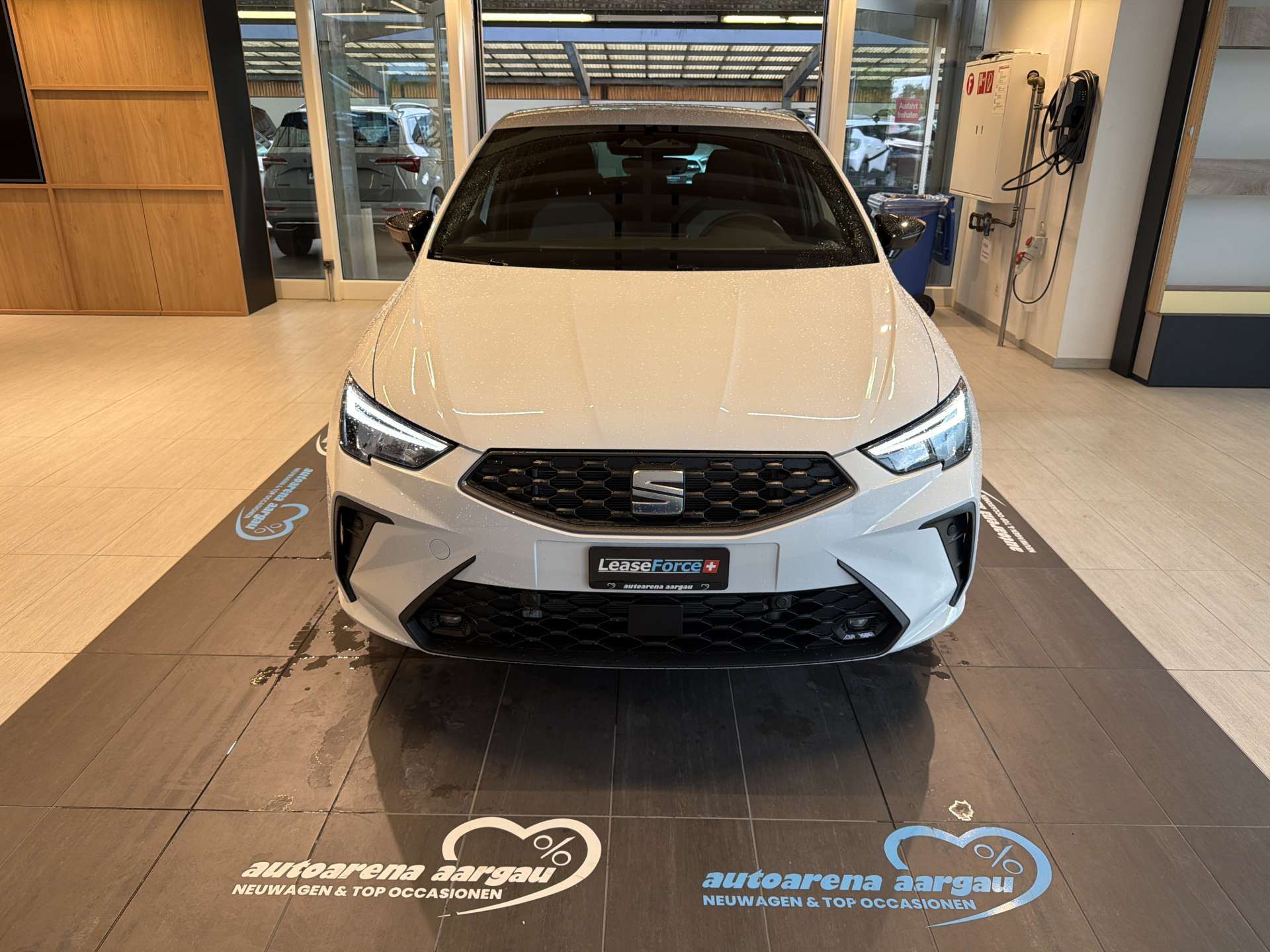 SEAT Ibiza 1.0 EcoTSi FR DSG-Automat-image-10